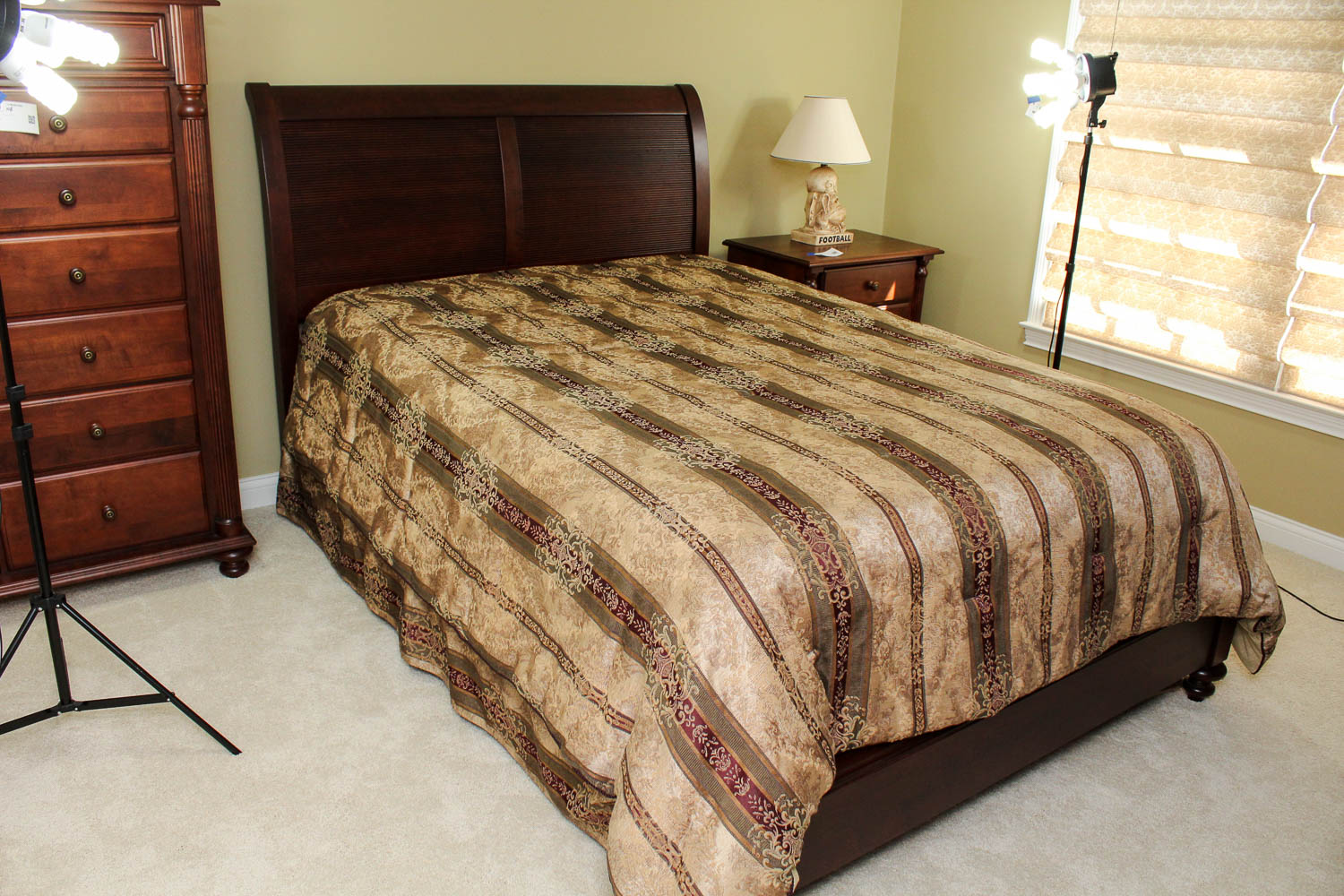 Queen Size Bed Frame and Mattress