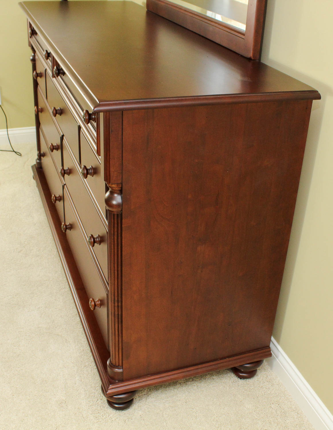 Mobel Furniture Dresser With Mirror