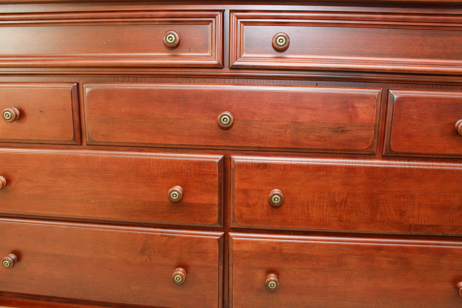 Mobel Furniture Dresser With Mirror