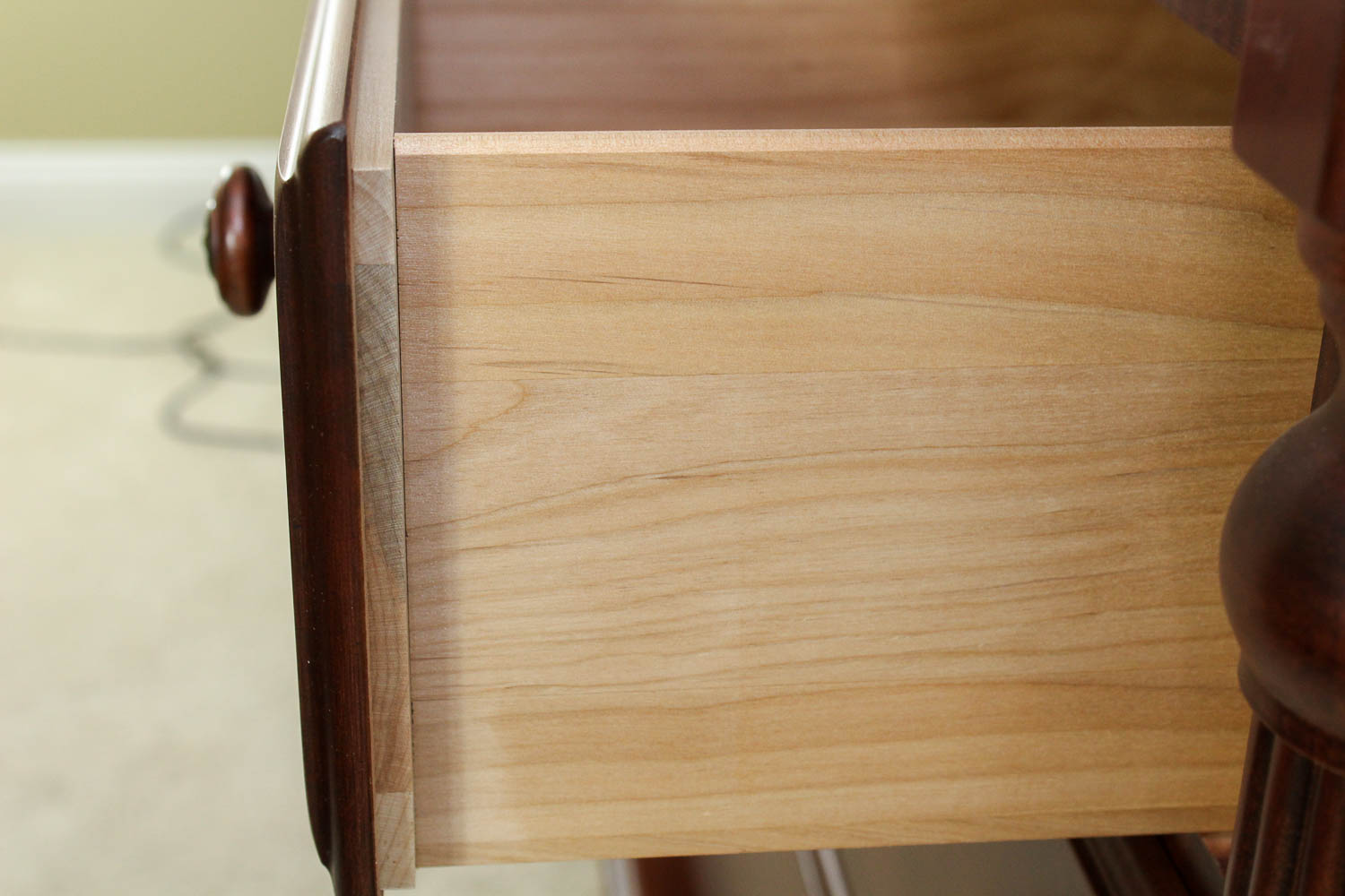 Mobel Furniture Dresser With Mirror