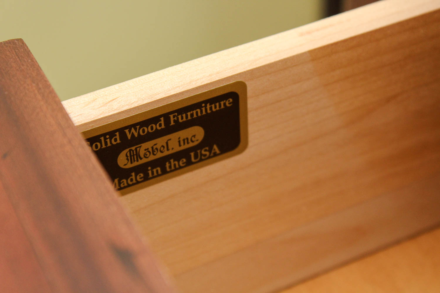 Mobel Furniture Dresser With Mirror