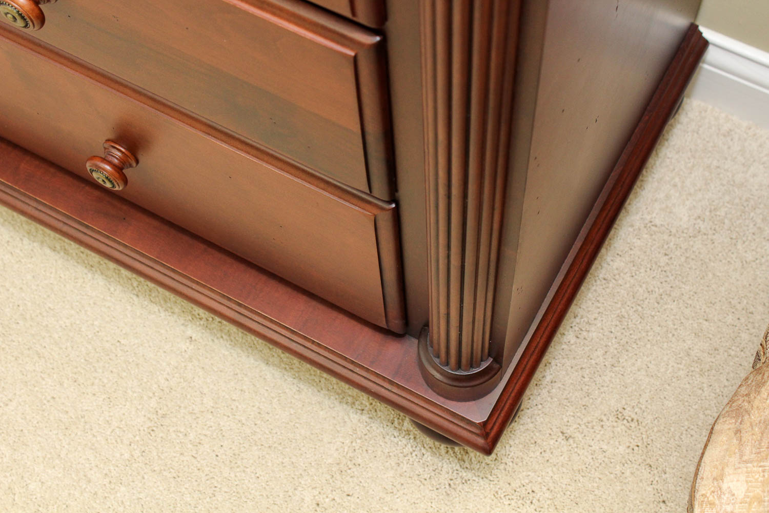 Mobel Furniture Solid Wood Dresser