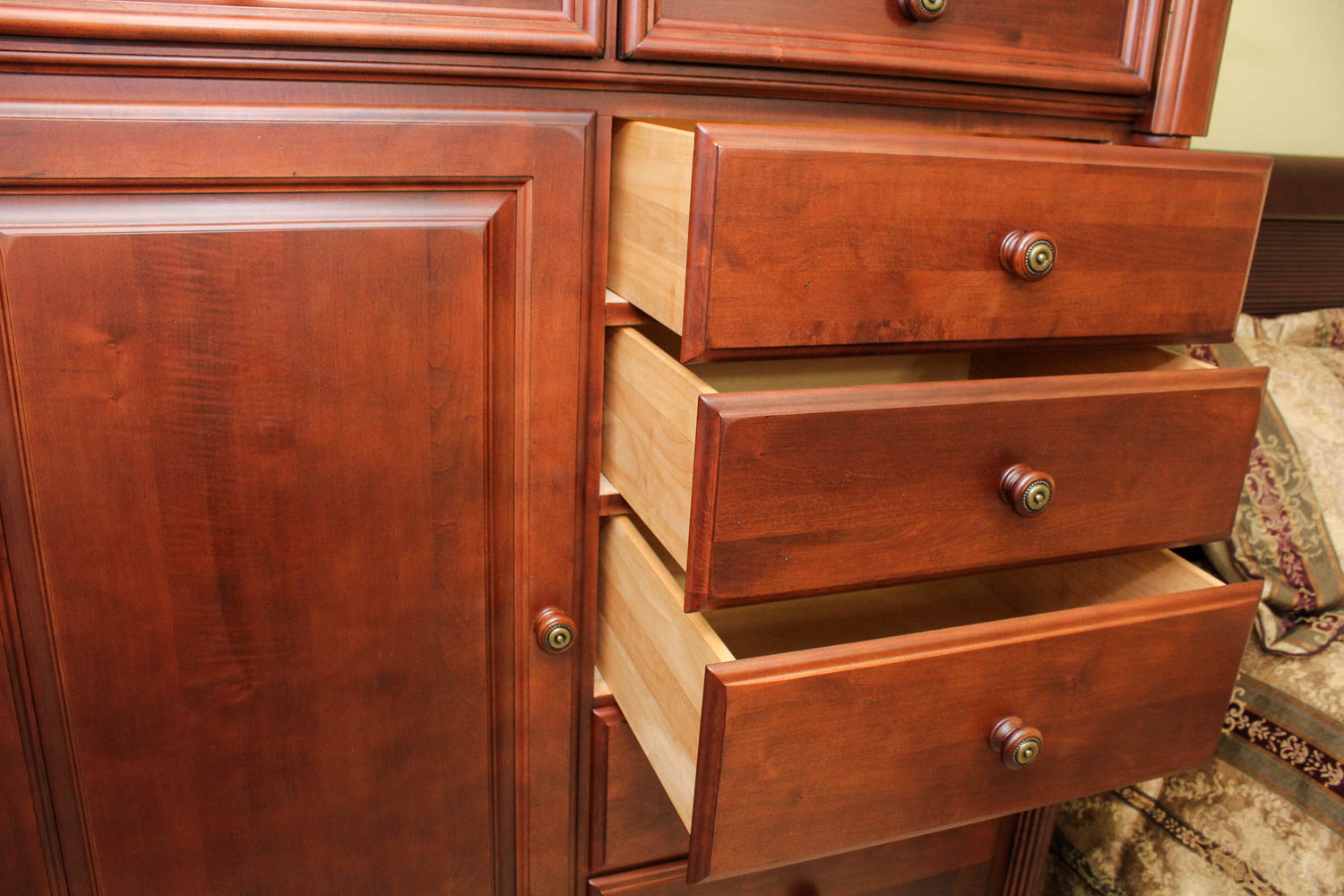 Mobel Furniture Solid Wood Dresser