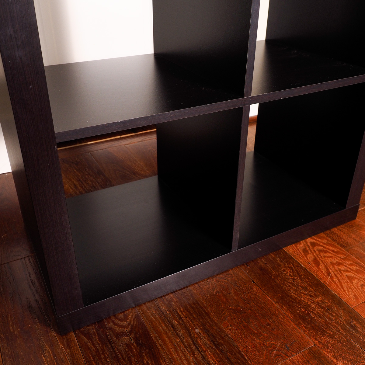 Cubical Storage Shelf