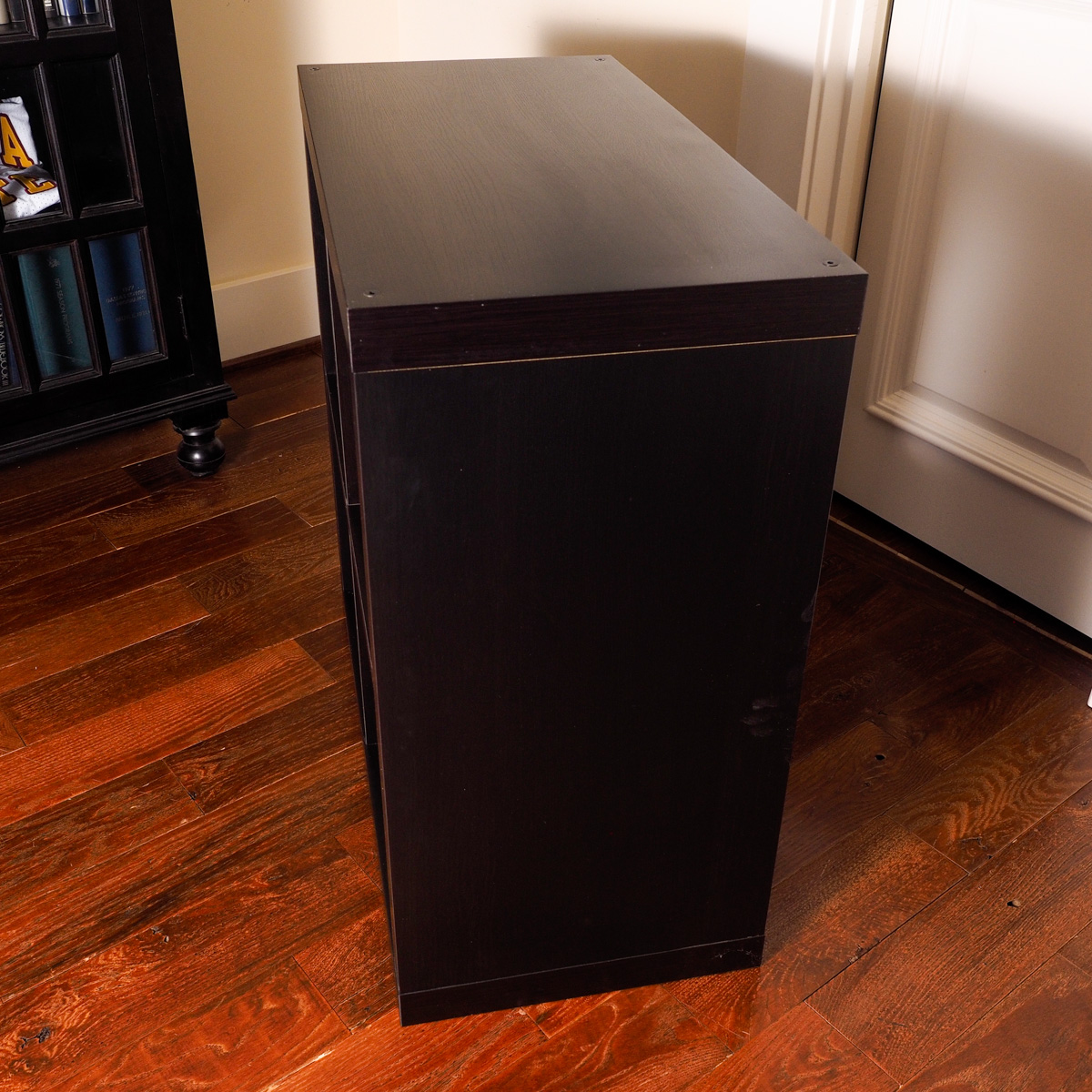 Cubical Storage Shelf