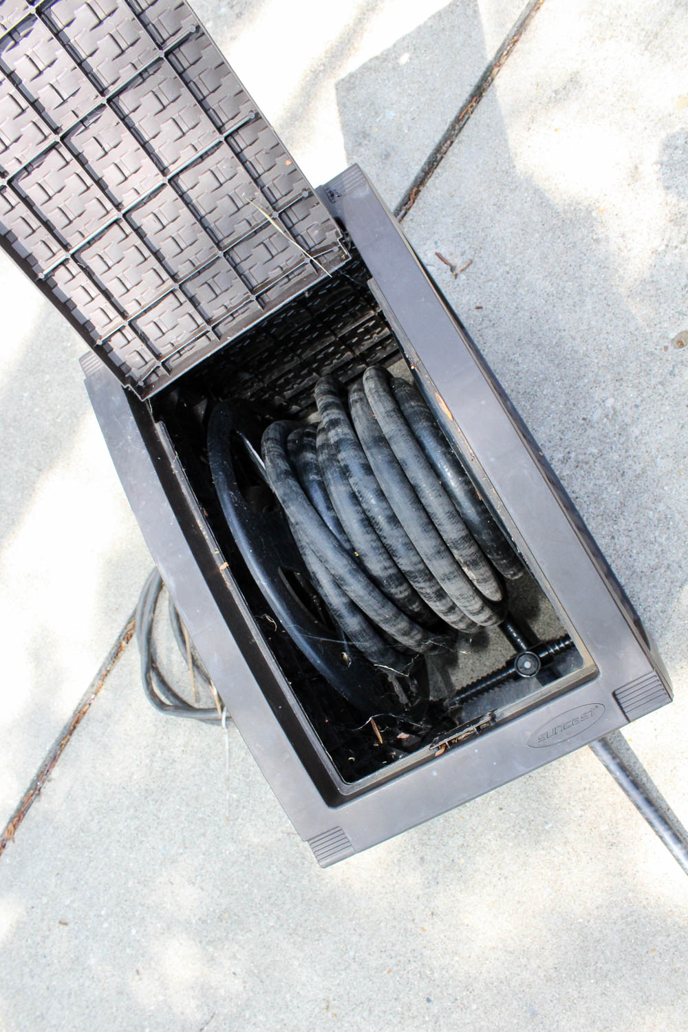 Suncast Touch & Go Hose Reel and Hose