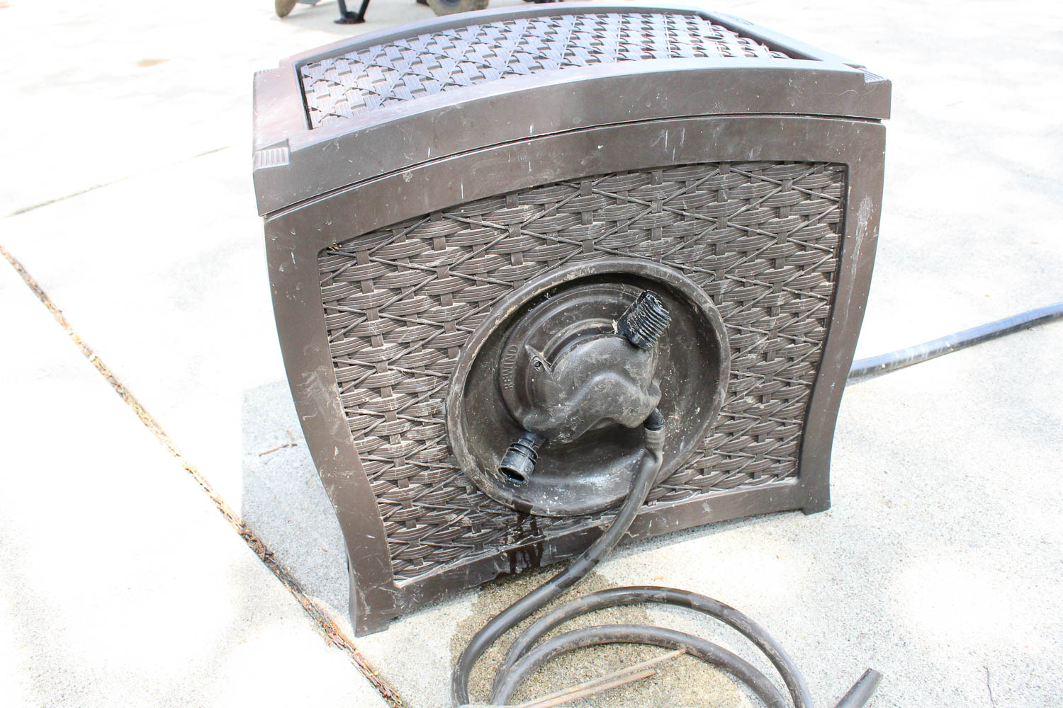 Suncast Touch & Go Hose Reel and Hose