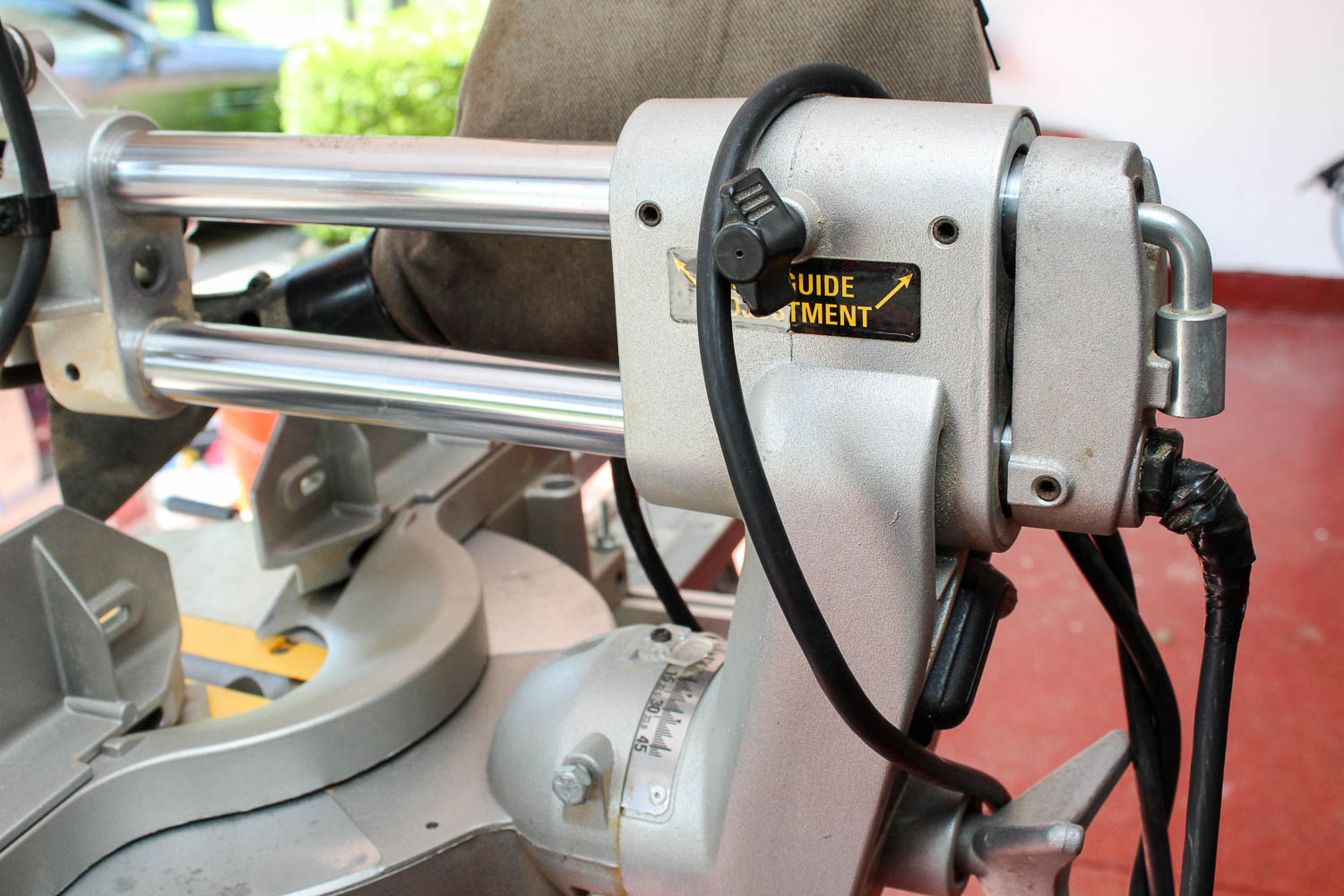 DeWalt DW708 Sliding Compound Saw