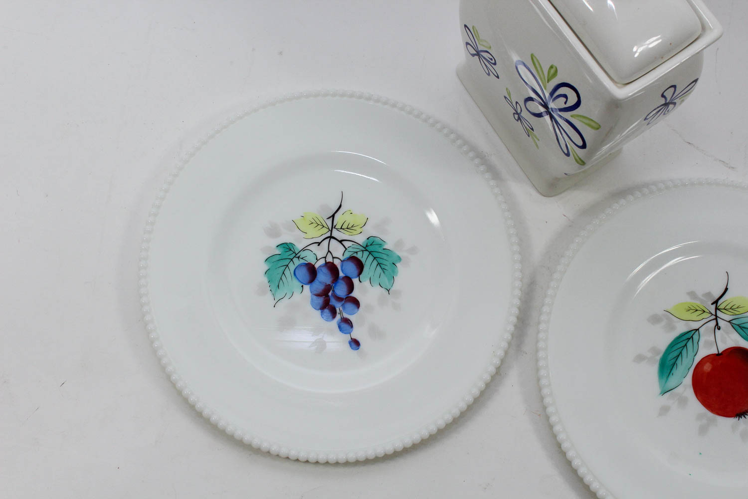 Starbucks Coffee Decor and Fruit Plates