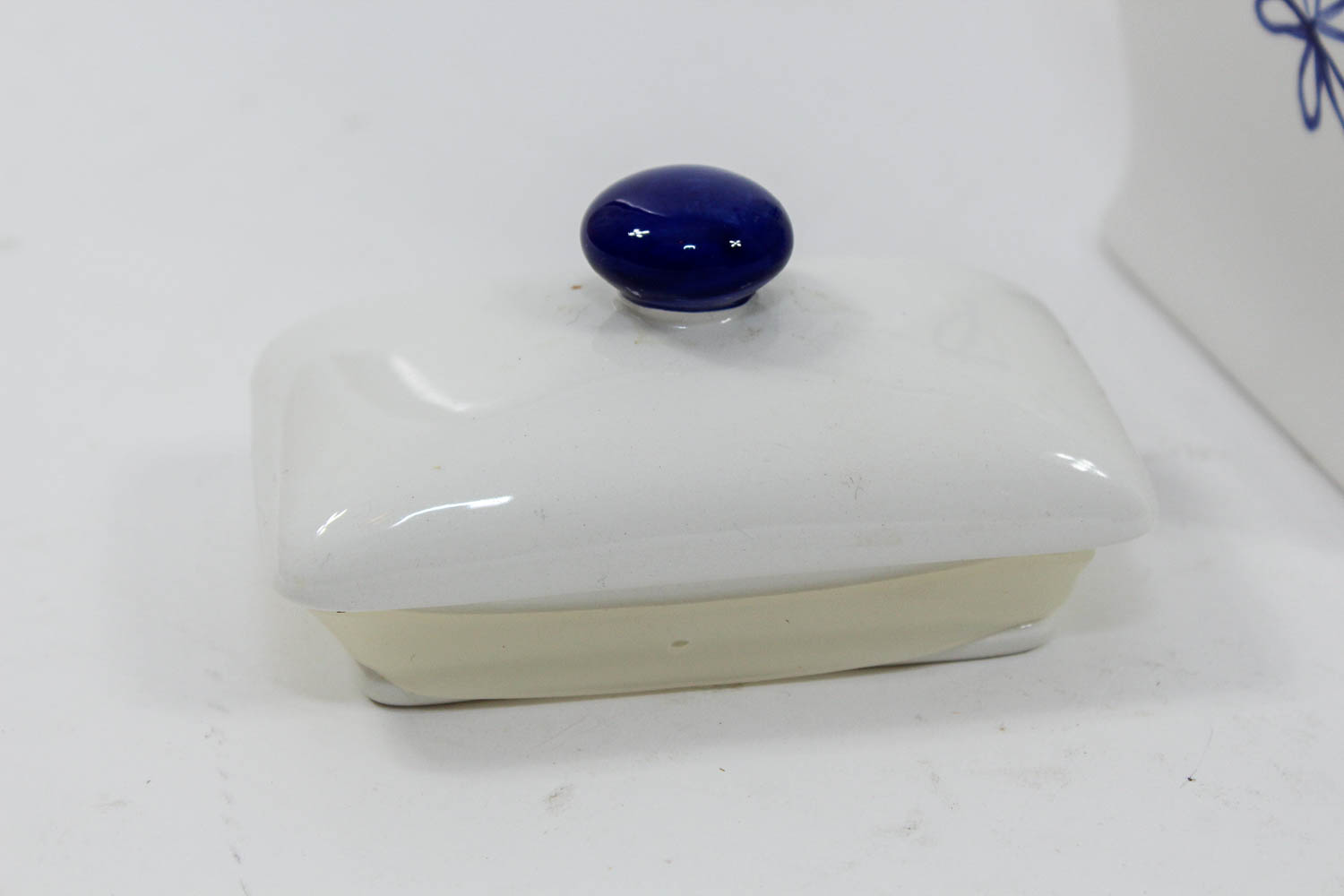 Starbucks Coffee Decor and Fruit Plates