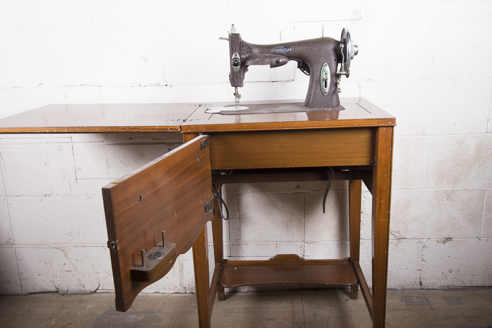 White Sewing Machine Corp. Rotary Electric Model 43 Sewing Machine With Table