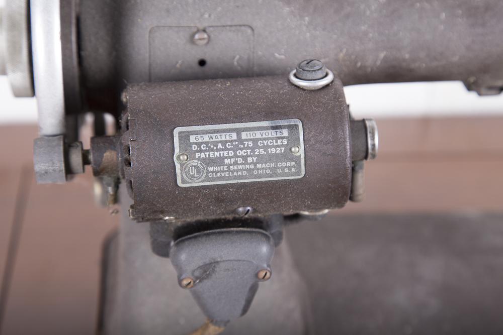 White Sewing Machine Corp. Rotary Electric Model 43 Sewing Machine With Table
