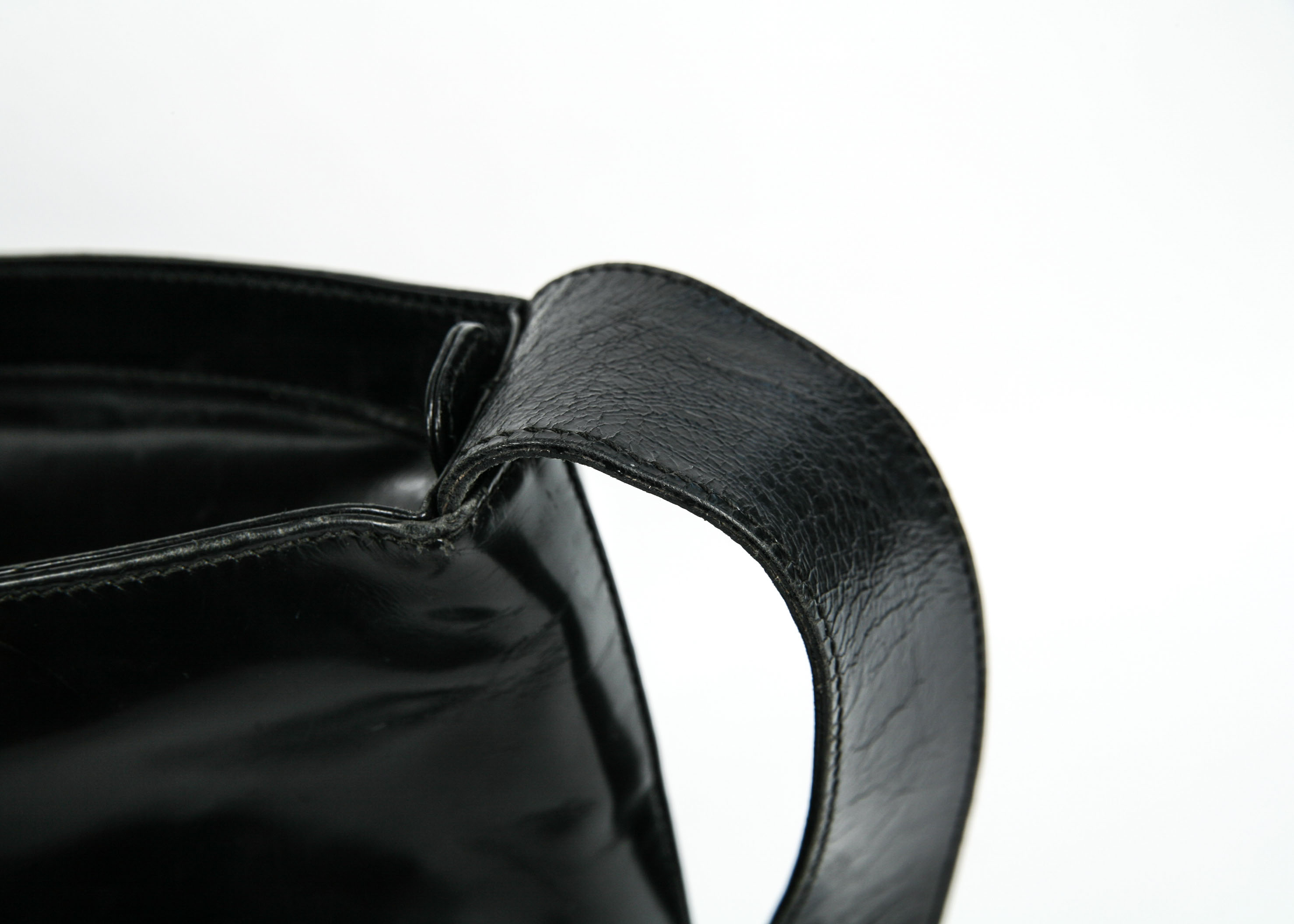 Vintage Gucci Black Leather Bucket Style Handbag