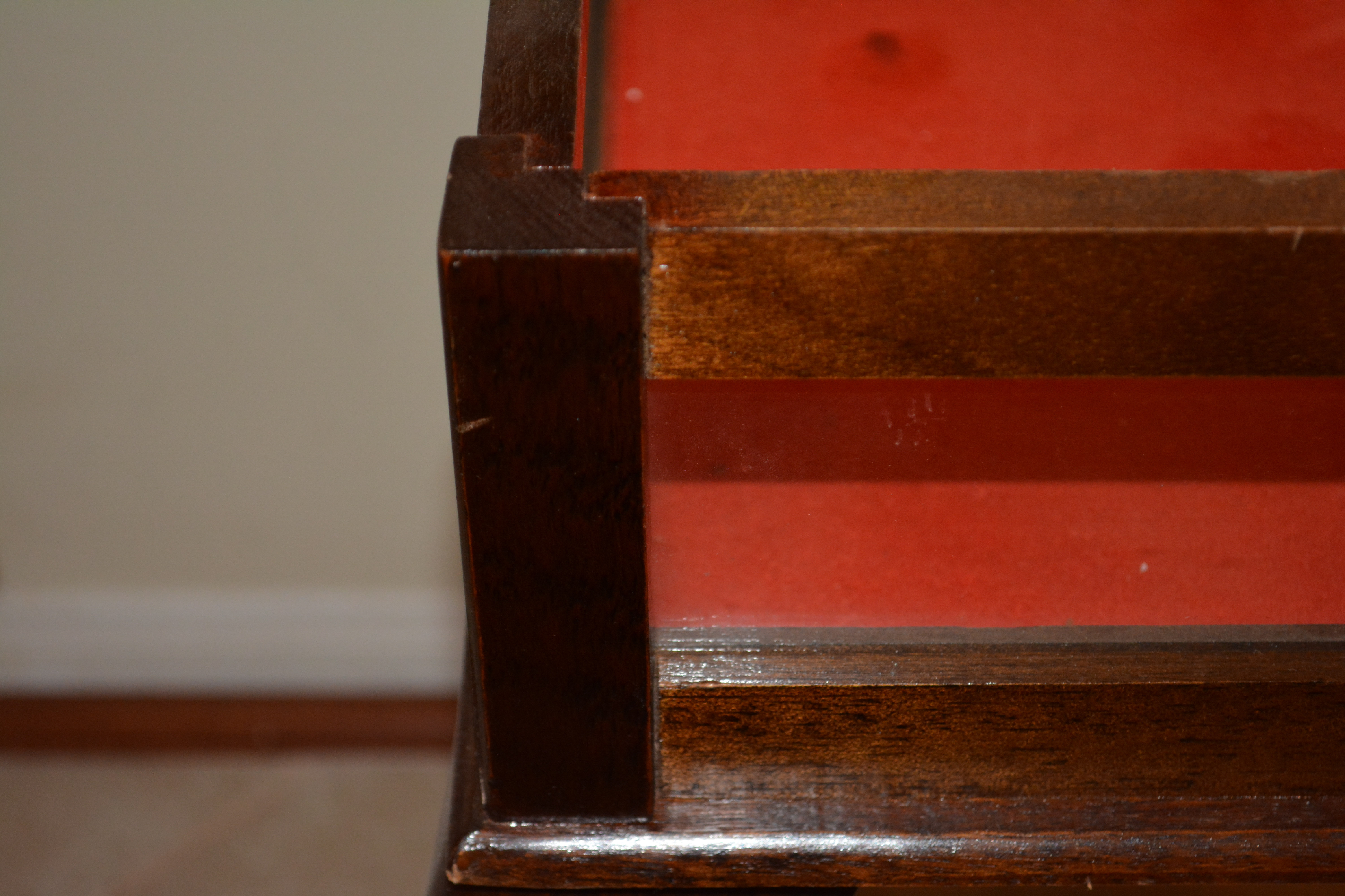 Vintage Queen Anne Style Display Table