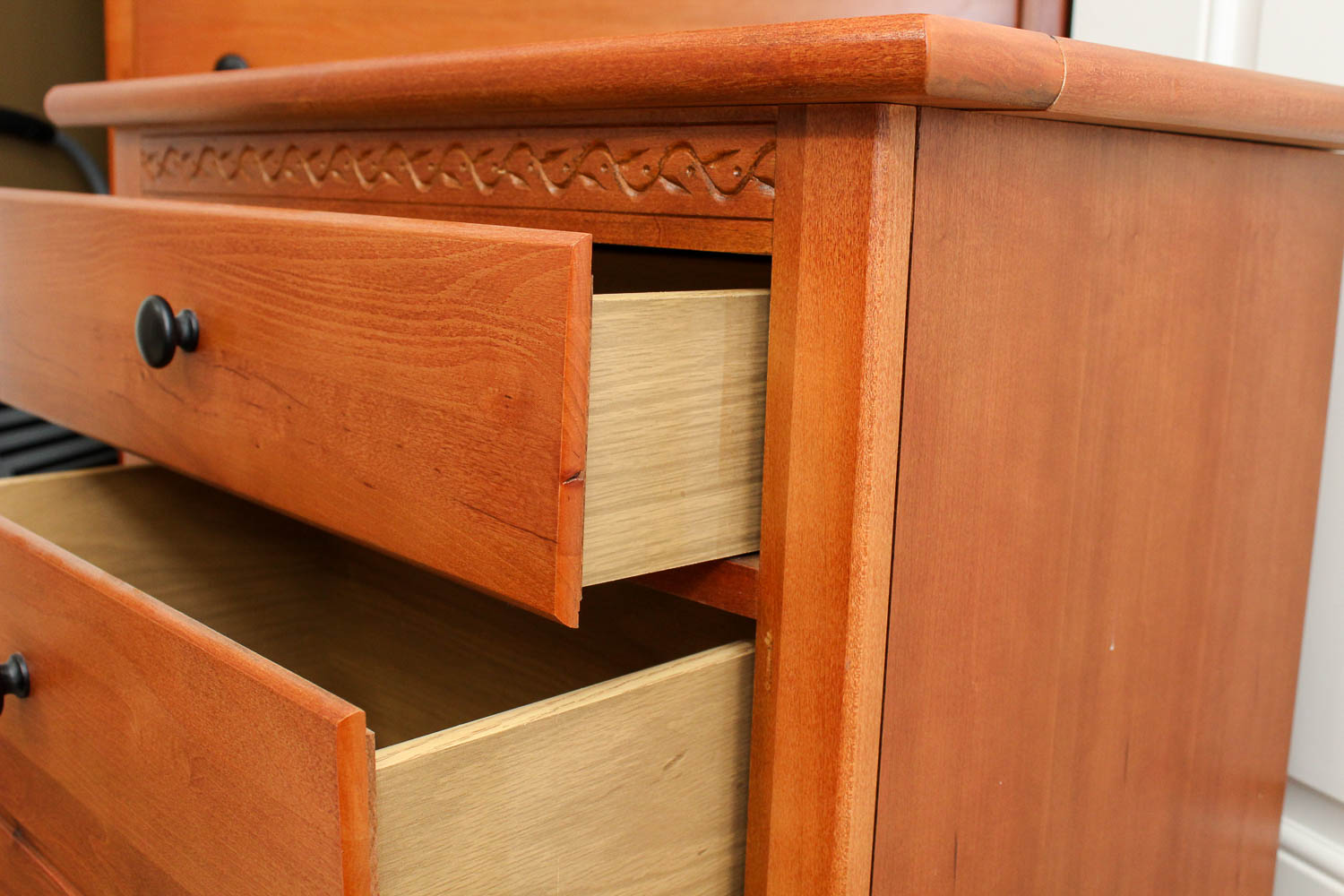 Vaughan Furniture Matching Chest of Drawers and Nightstand