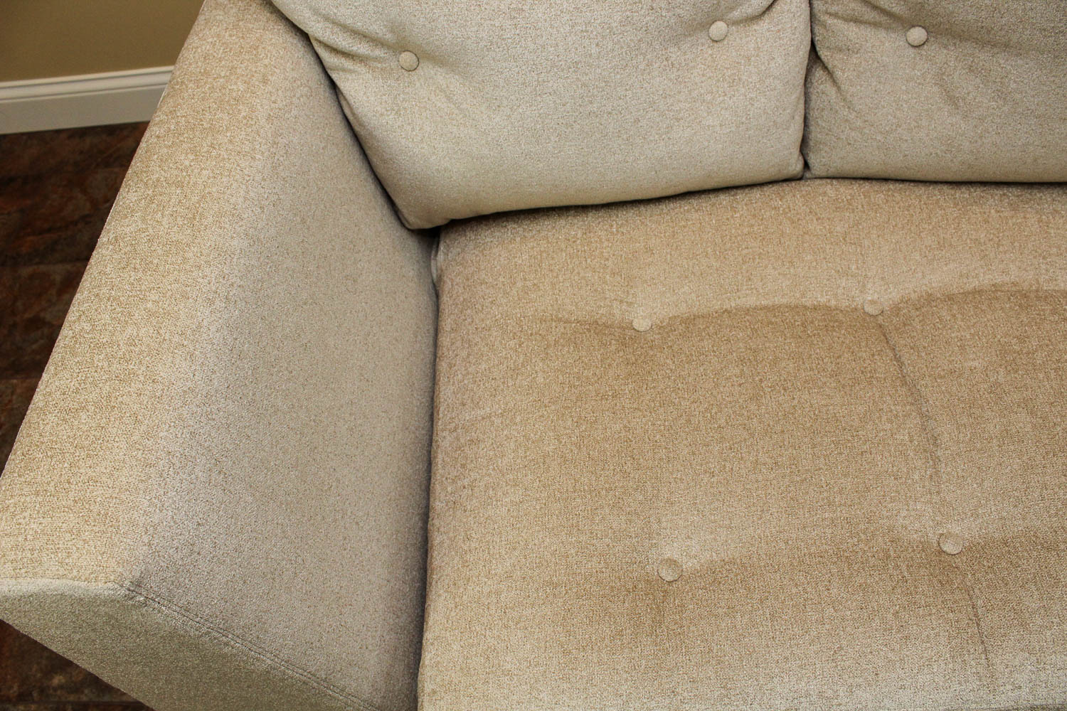 Garner Fitted Hickory Sofa