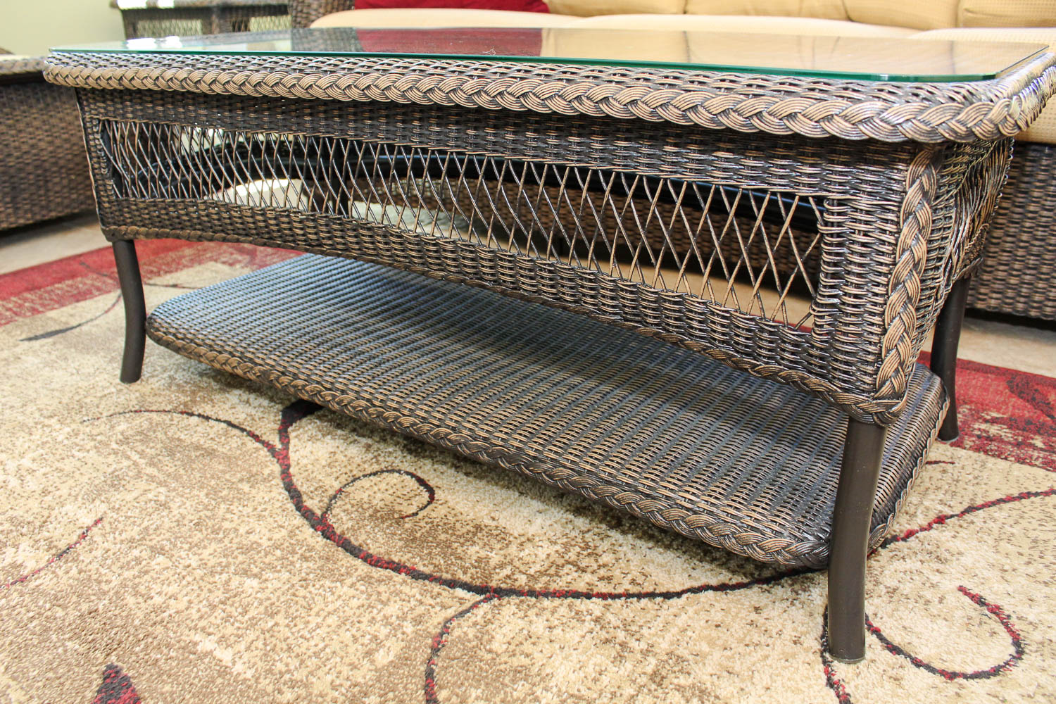 Lloyd Flanders Patio Sofa and Coffee Table