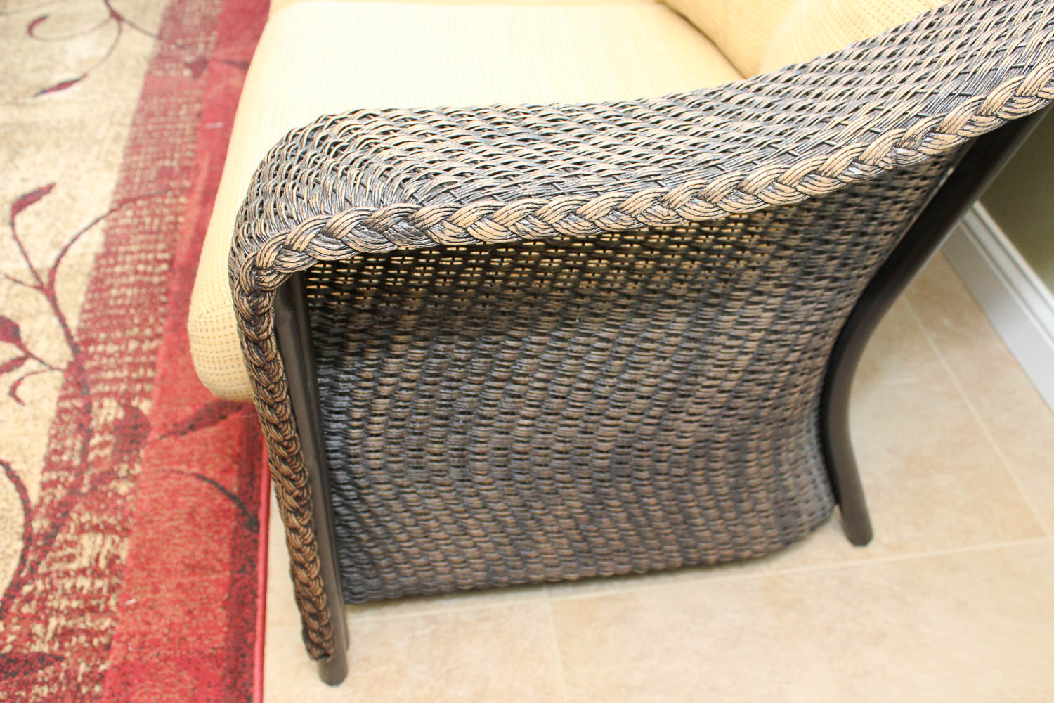 Lloyd Flanders Patio Sofa and Coffee Table