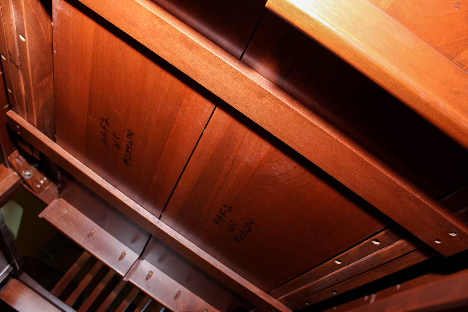 Handcrafted Amish Furniture Dining Table and Chairs