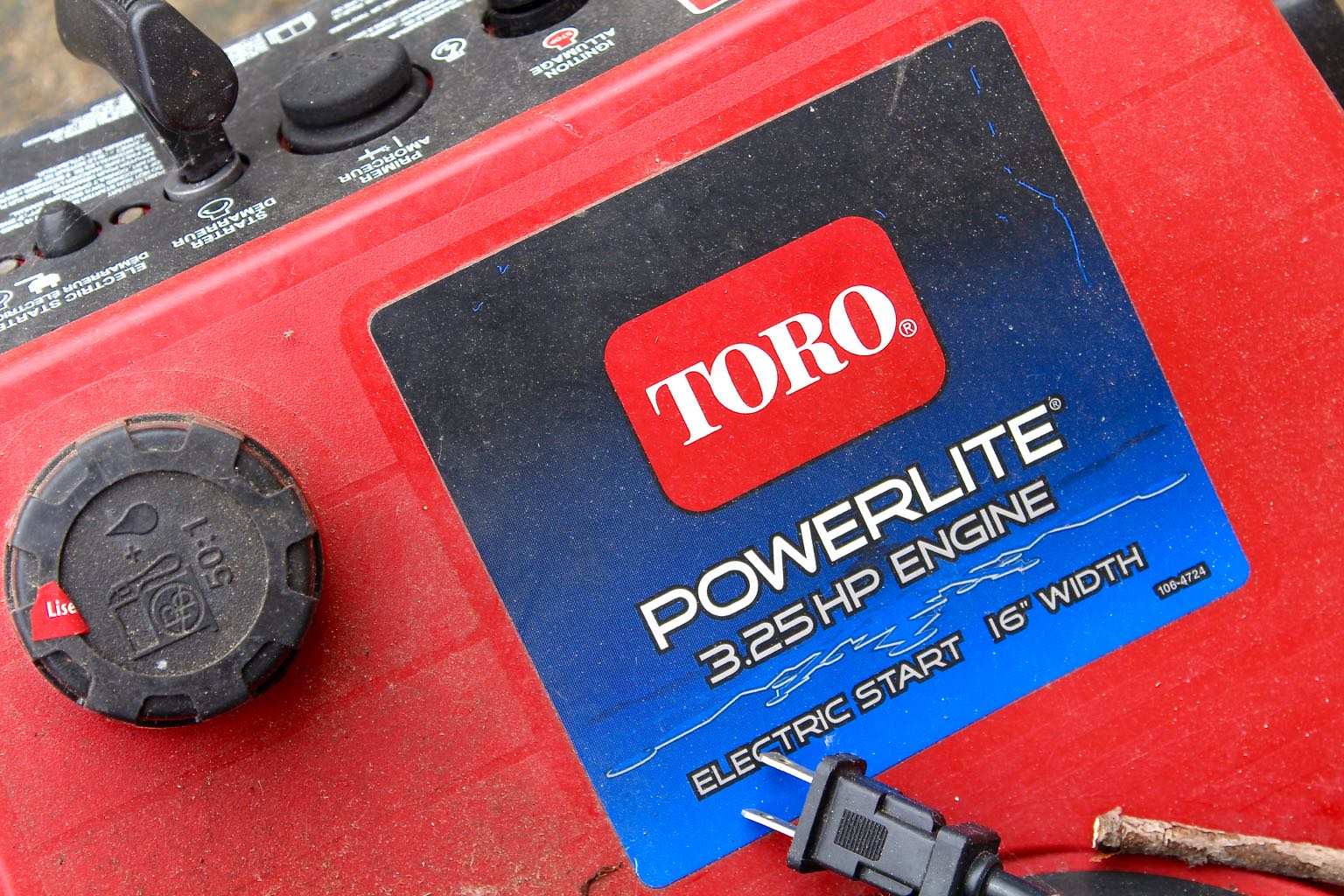 Toro "Powerlite" 3.25HP Electric Start Snow Blower