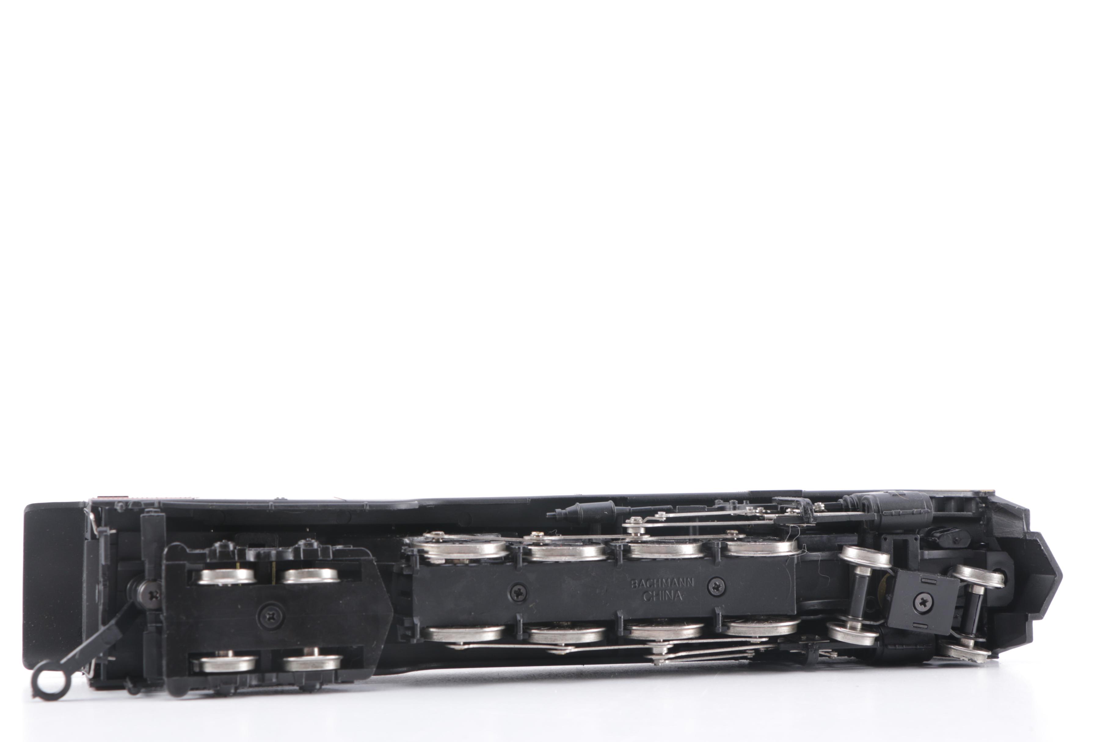 Bachmann Plus "HO" Scale 4-8-4 Steam Enginge