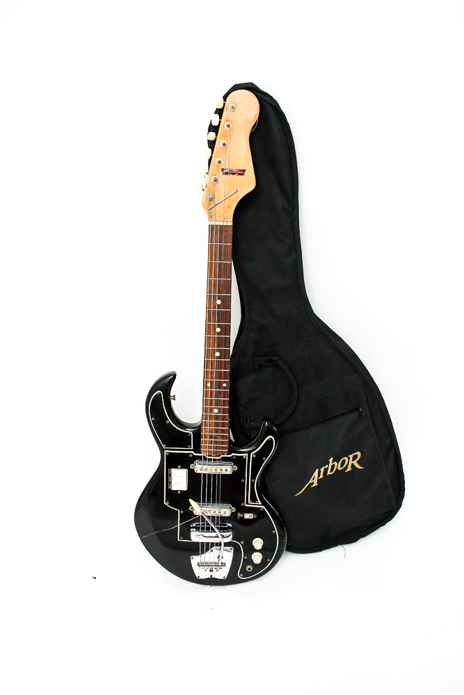 1960s Maxitone Claw Shape Electric Guitar in Black