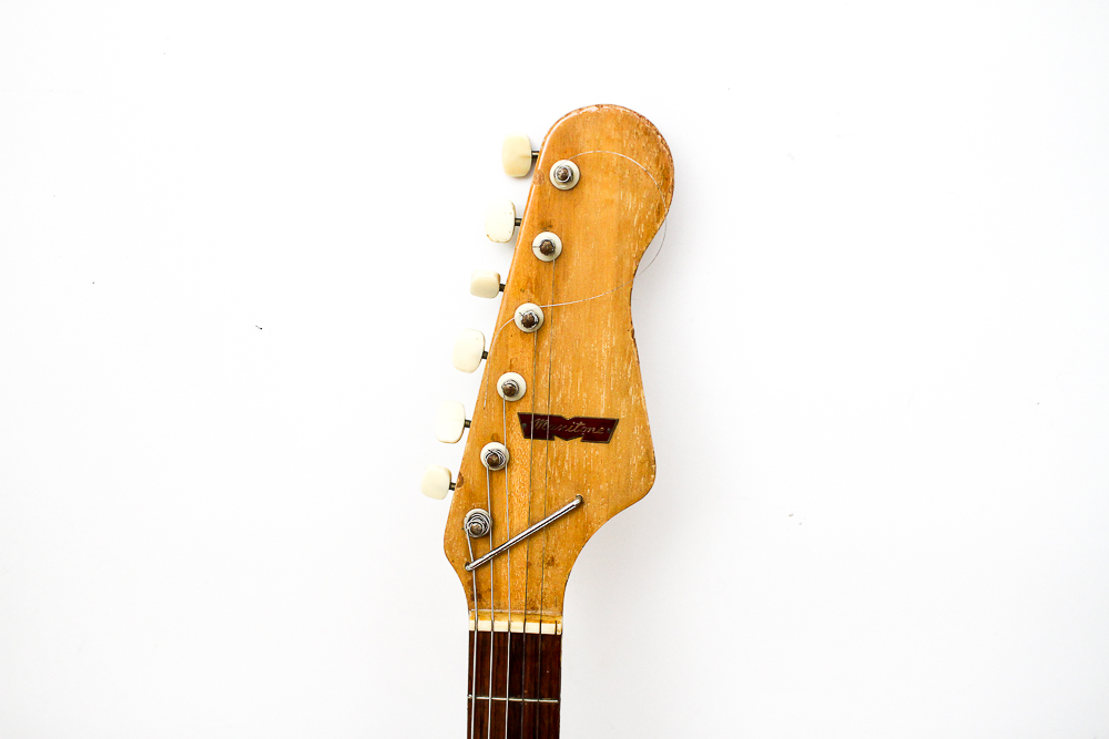 1960s Maxitone Claw Shape Electric Guitar in Black