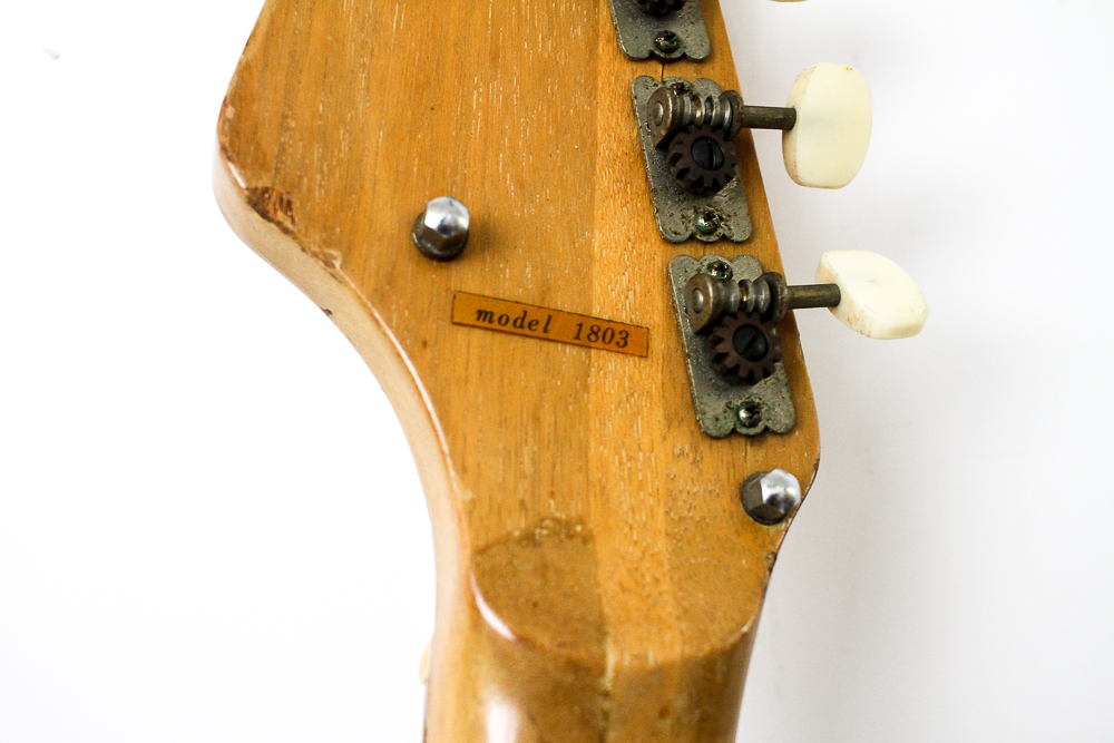 1960s Maxitone Claw Shape Electric Guitar in Black