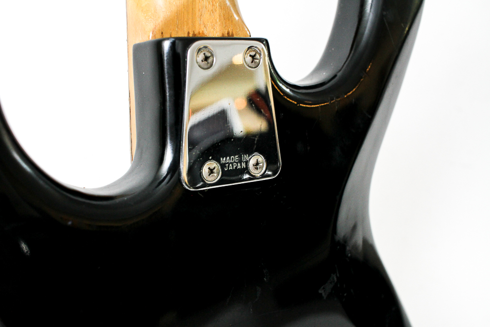 1960s Maxitone Claw Shape Electric Guitar in Black