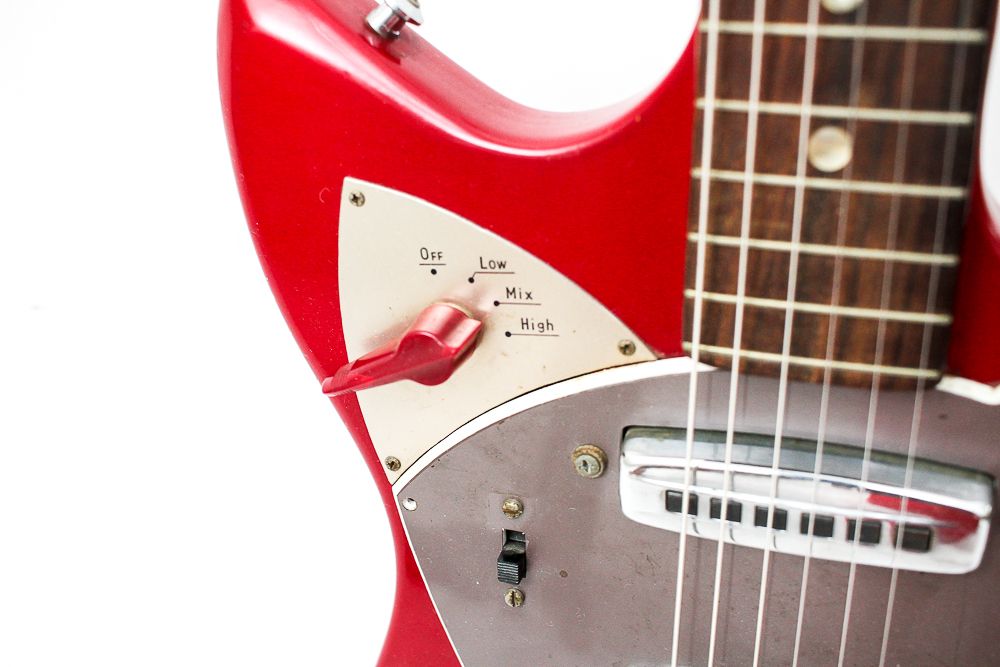 Vintage Zenon Victoria Style Electric Guitar in Red