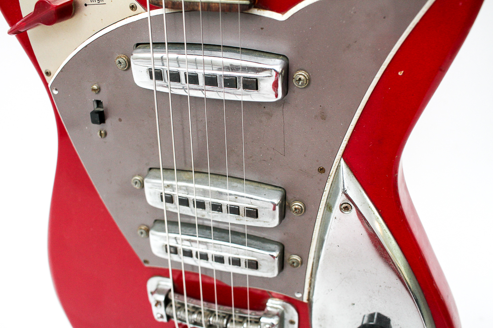 Vintage Zenon Victoria Style Electric Guitar in Red