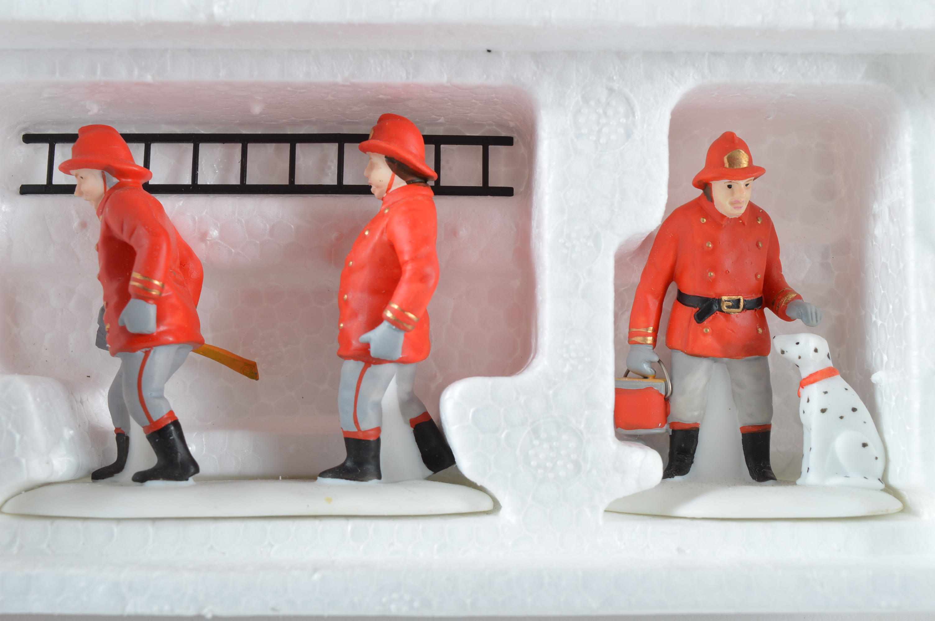 Department 56 "The Heritage Village" Collection