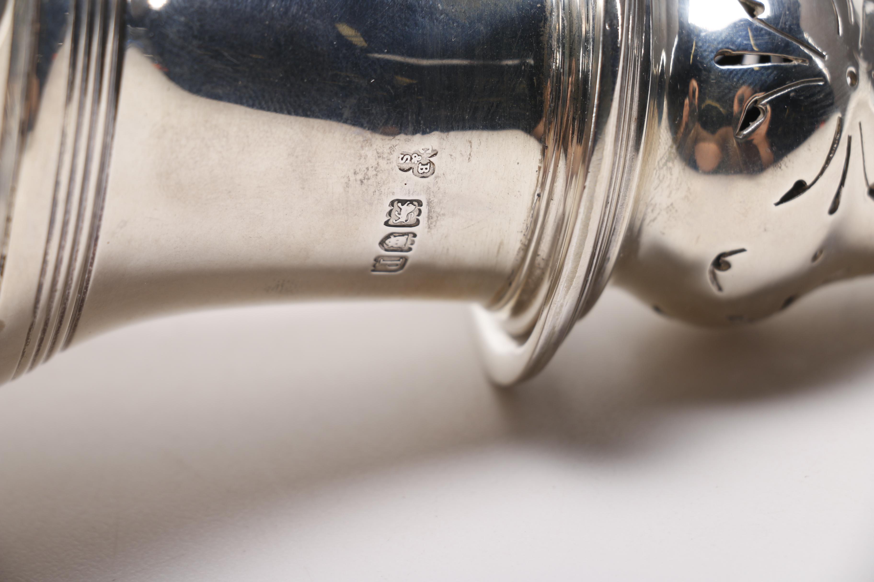 1910 Charles Boyton & Sons Sterling Silver Shaker