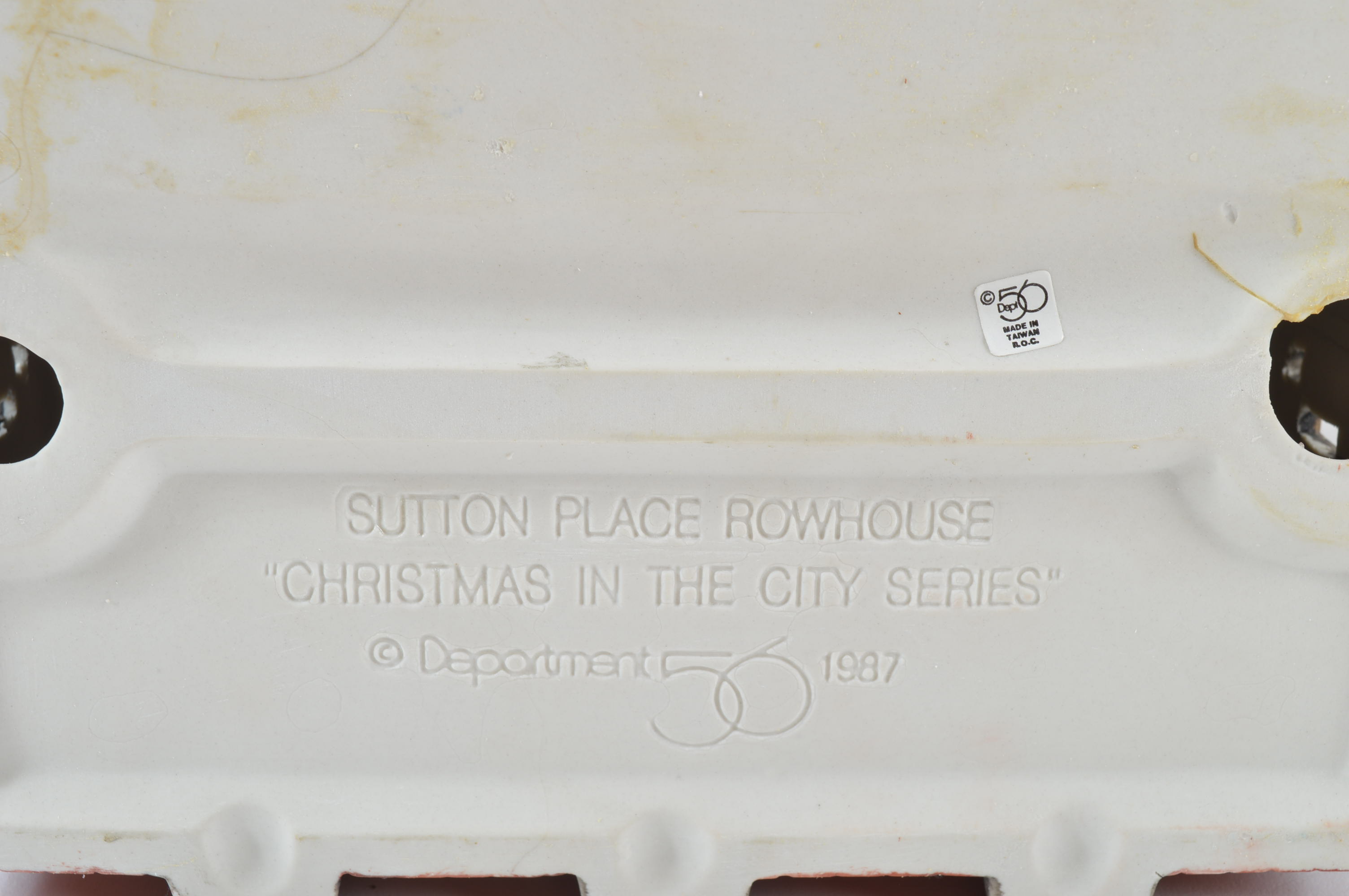 Department 56 "The Heritage Village Collection" Buildings