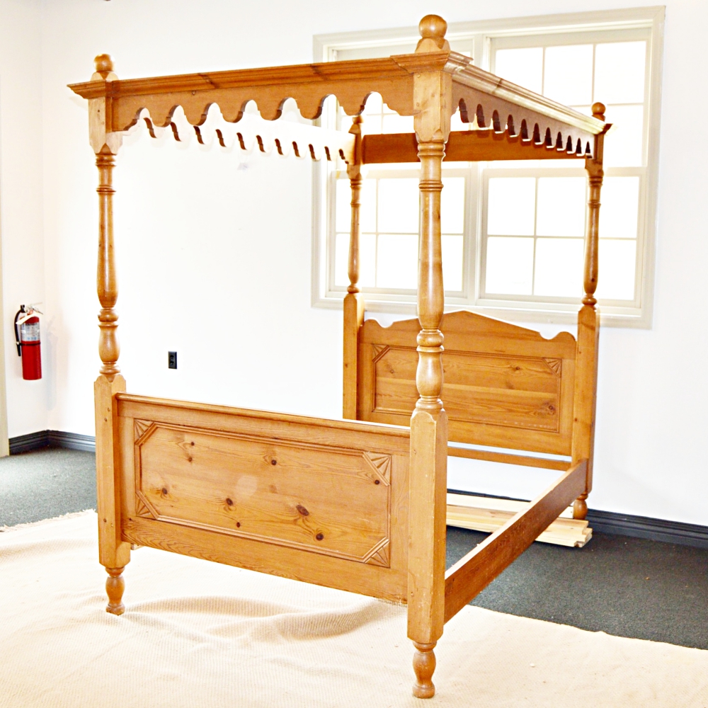 Four Poster Full Size Canopy Bed