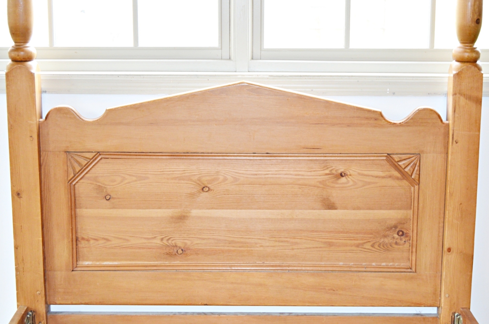 Four Poster Full Size Canopy Bed