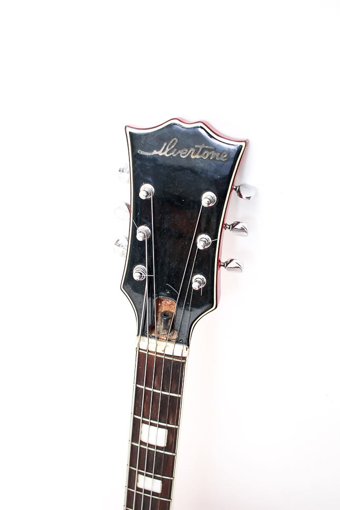 1960s Vintage Silvertone Semi-Hollow Body Electric Guitar, Case