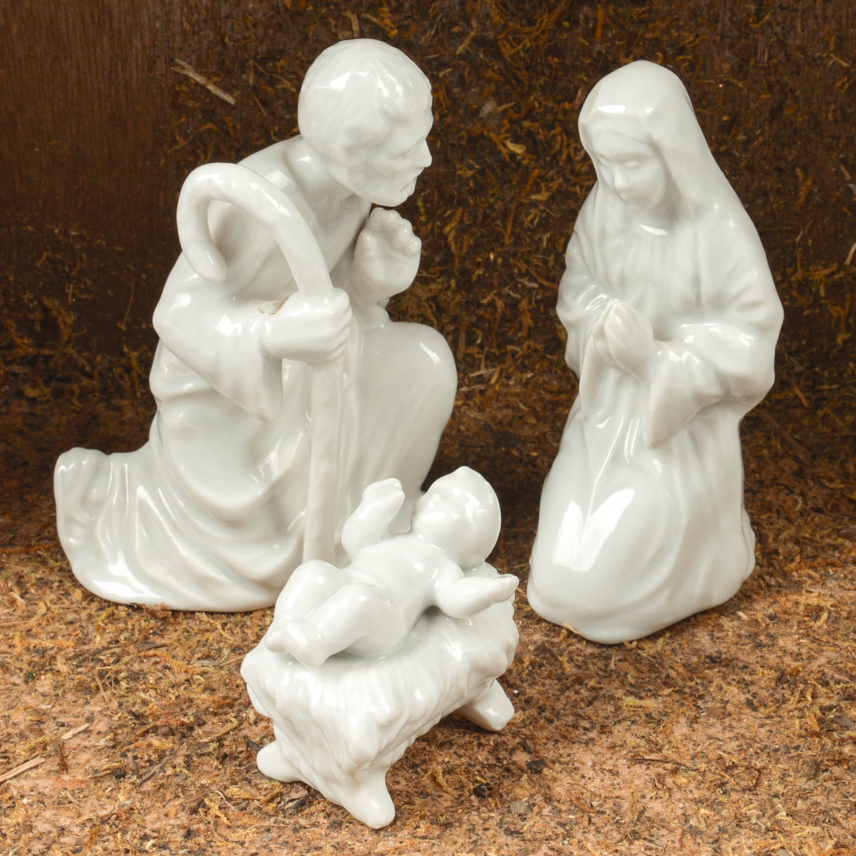 Fitz and Floyd White Porcelain Nativity Set and Creche