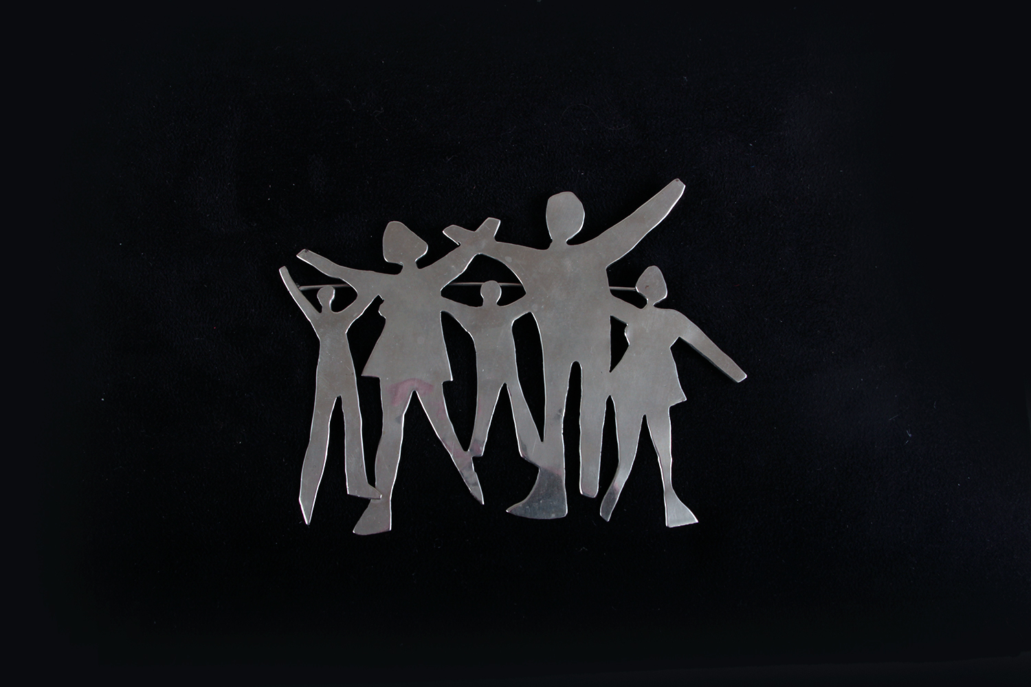 Vintage Handcrafted Metal Silhouette Brooch