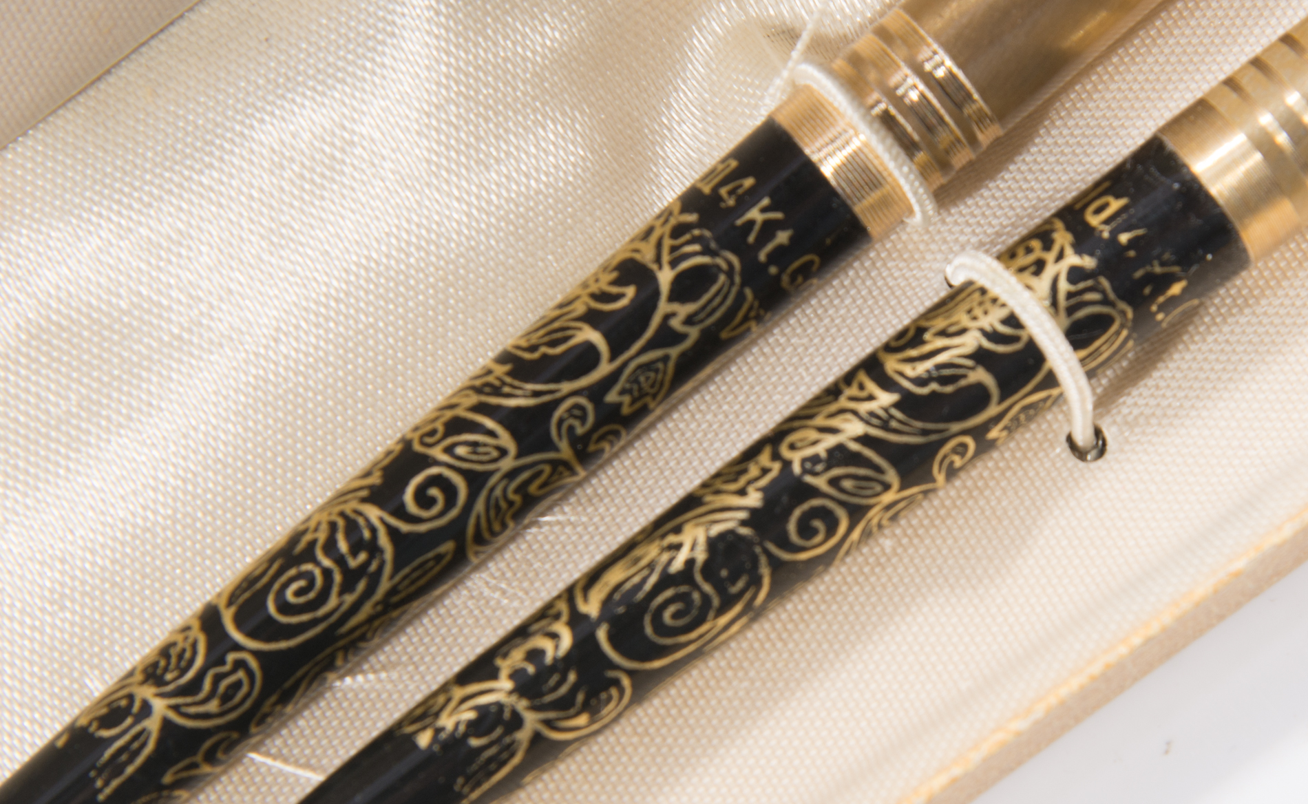 Vintage 14K Yellow Gold Arpege Chanel No. 5 Perfume Pen Set