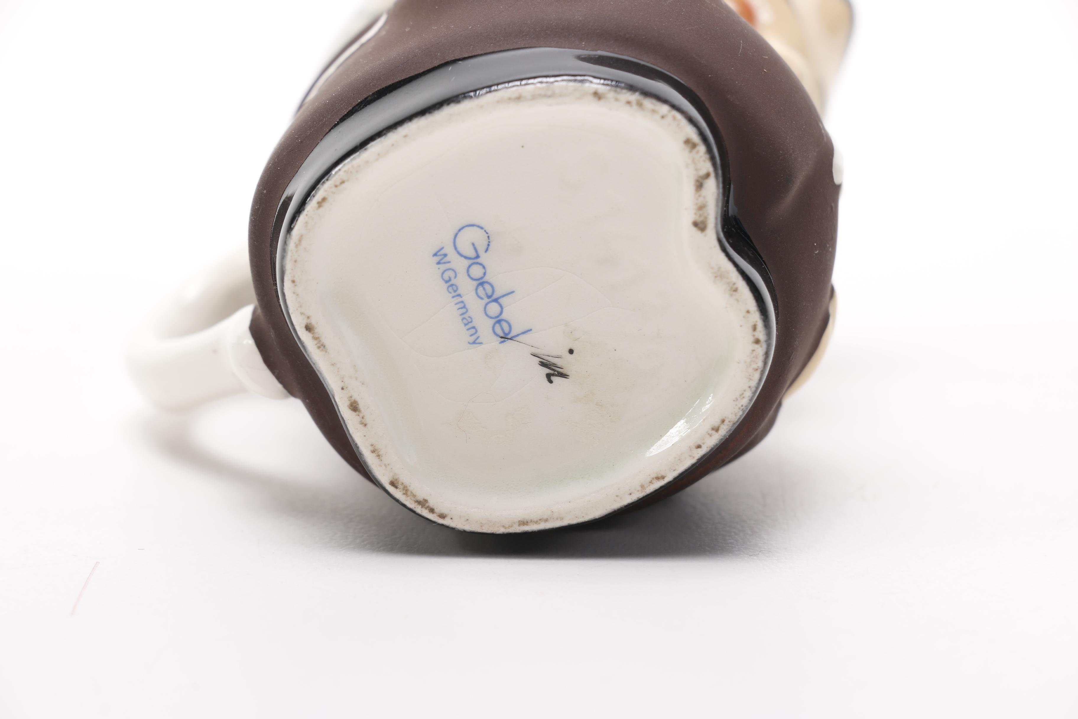 Hummel Friar Kitchen Set