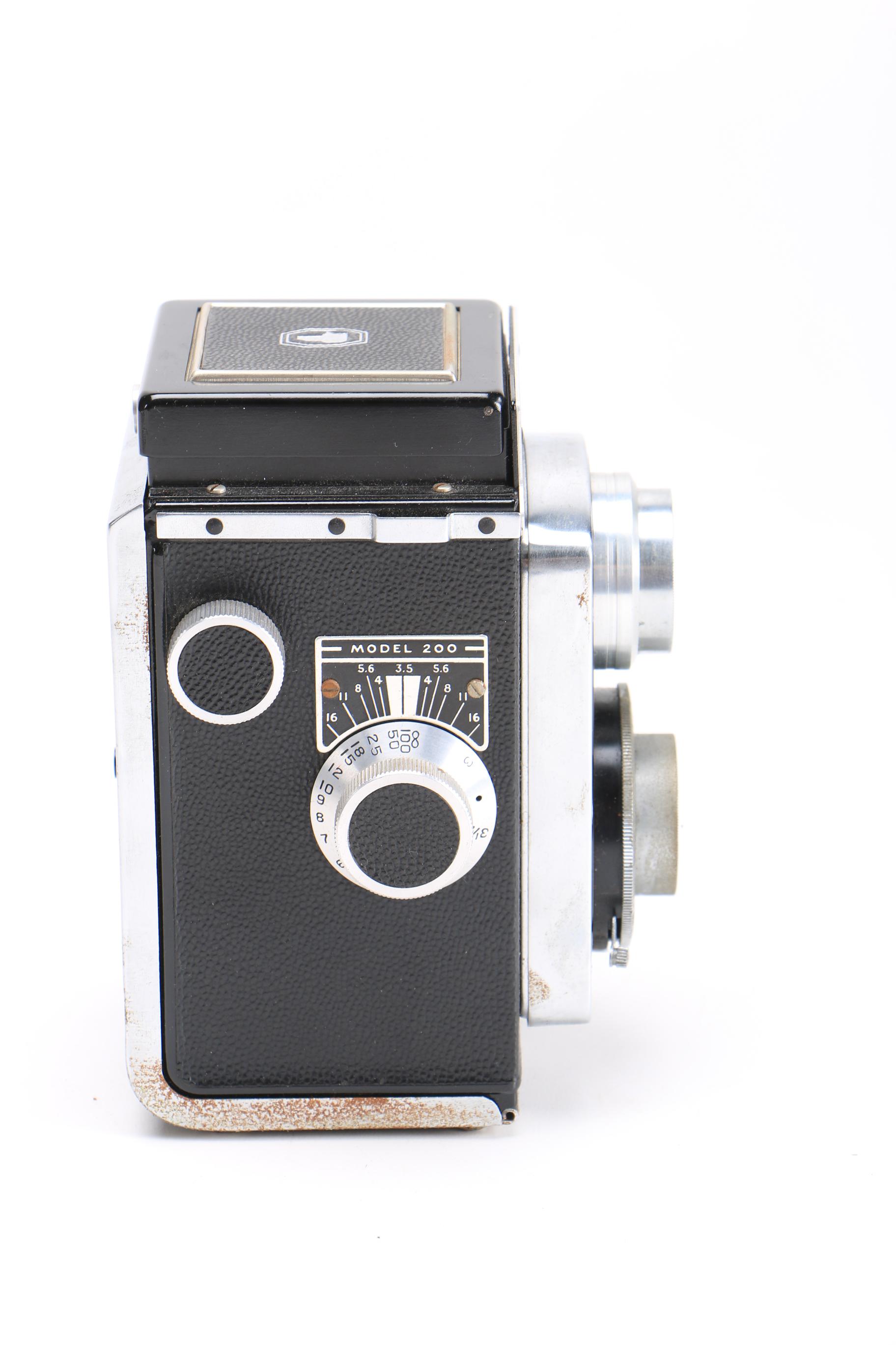 Vintage Graflex 22 Camera