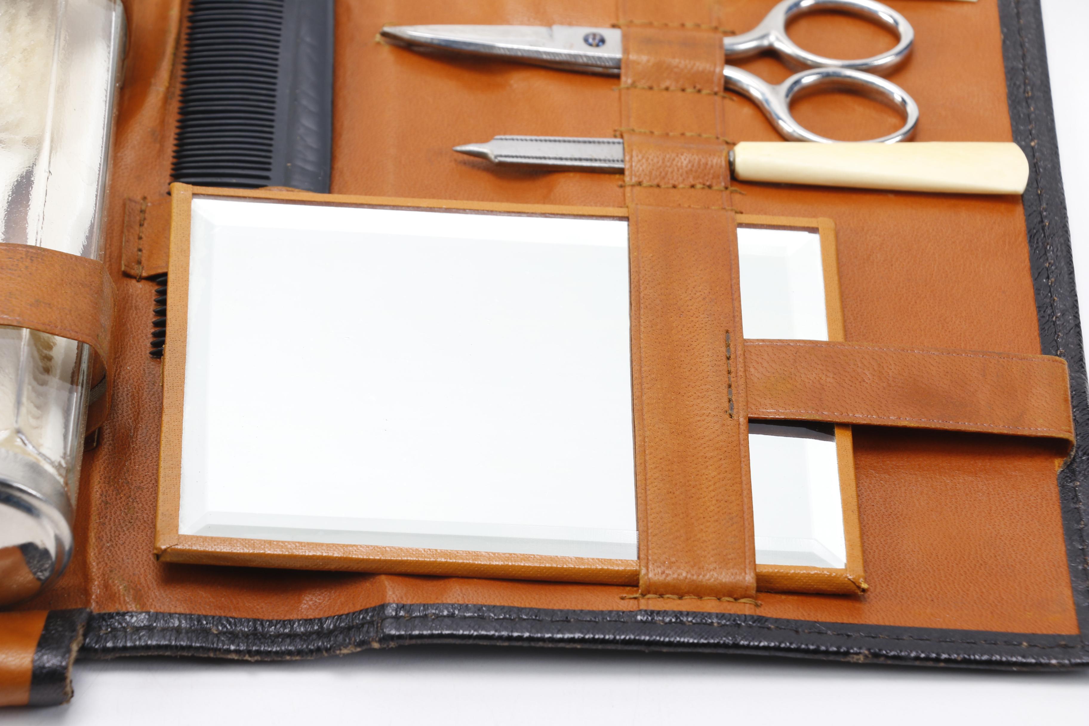 Men's Vintage Grooming Travel Set