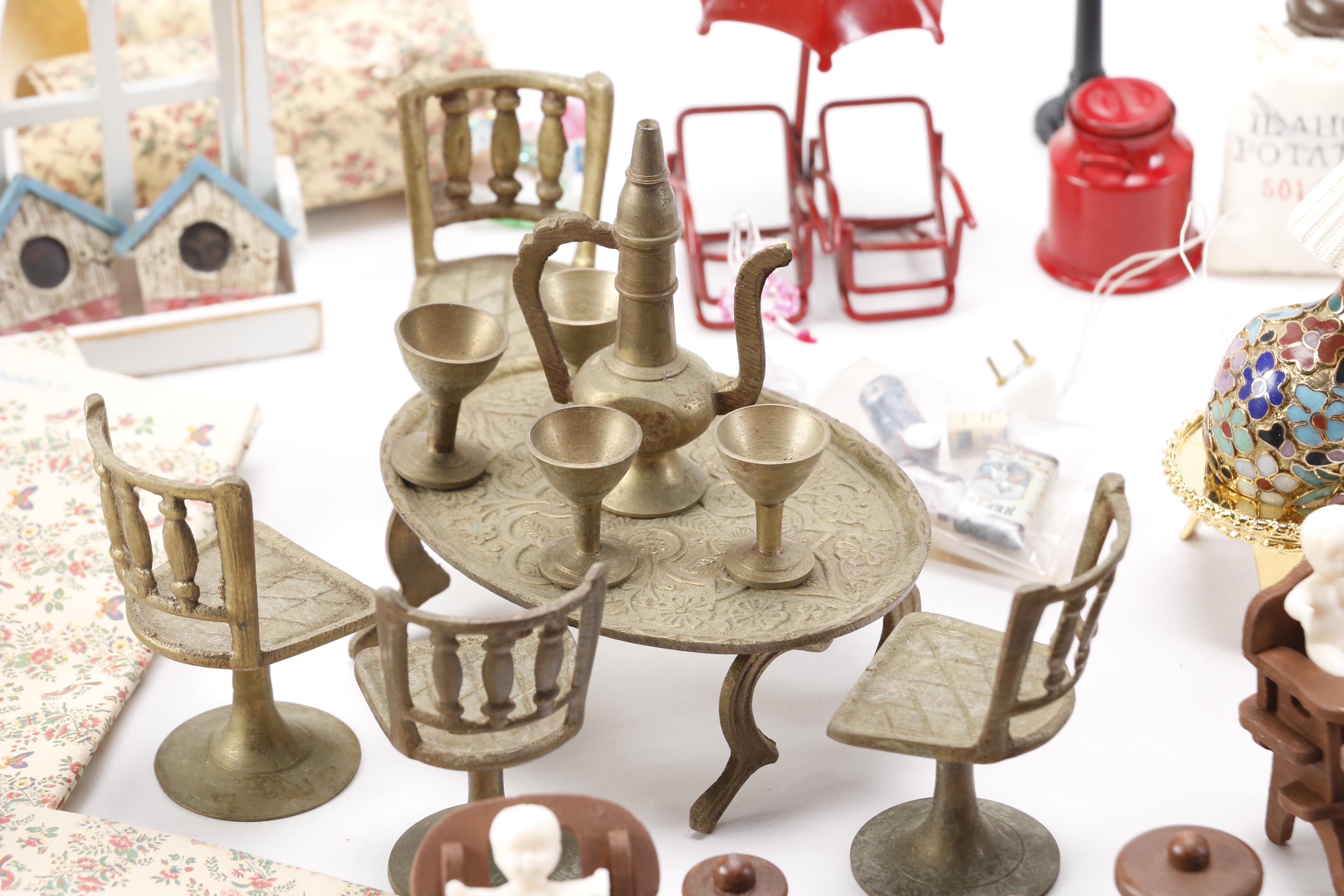 Miniature Dollhouse Accessories