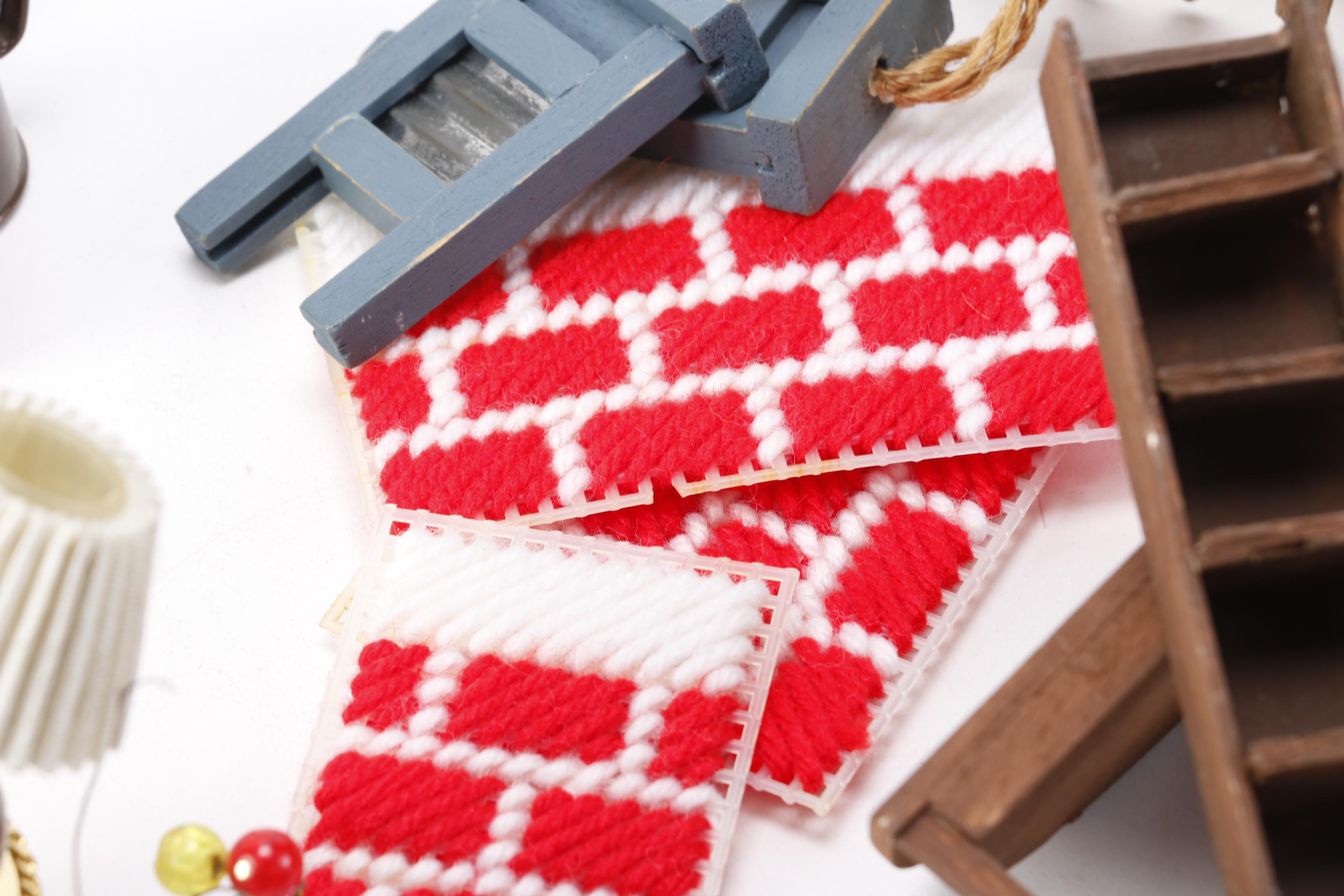 Miniature Dollhouse Accessories