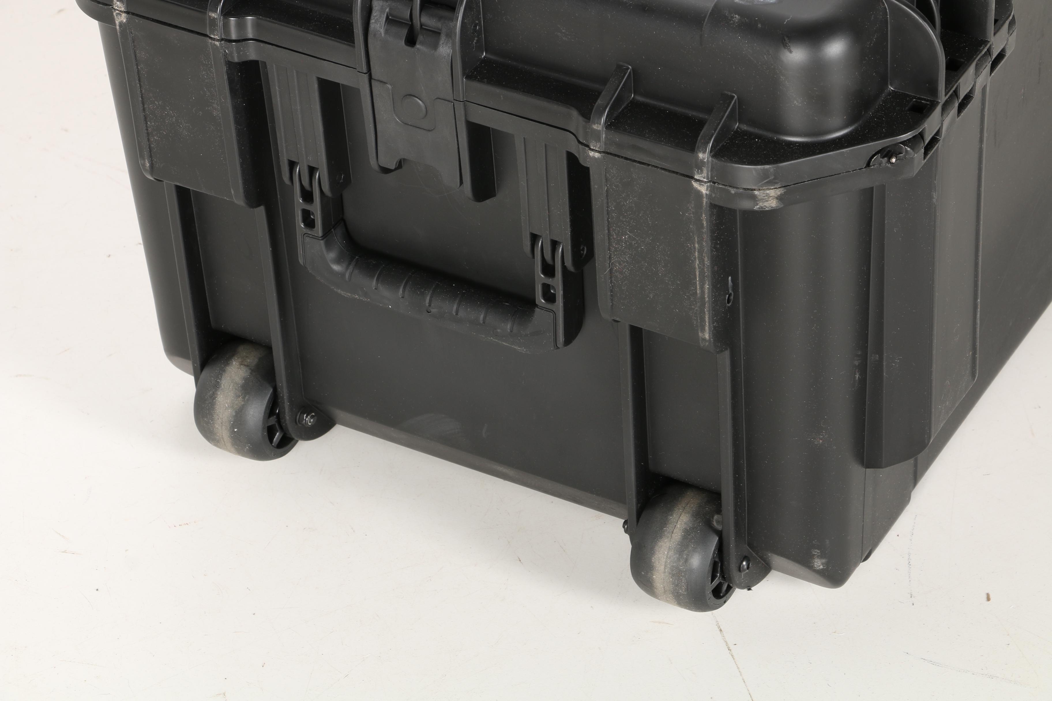 SKB iSeries Waterproof Hardshell Equipment Travel Case