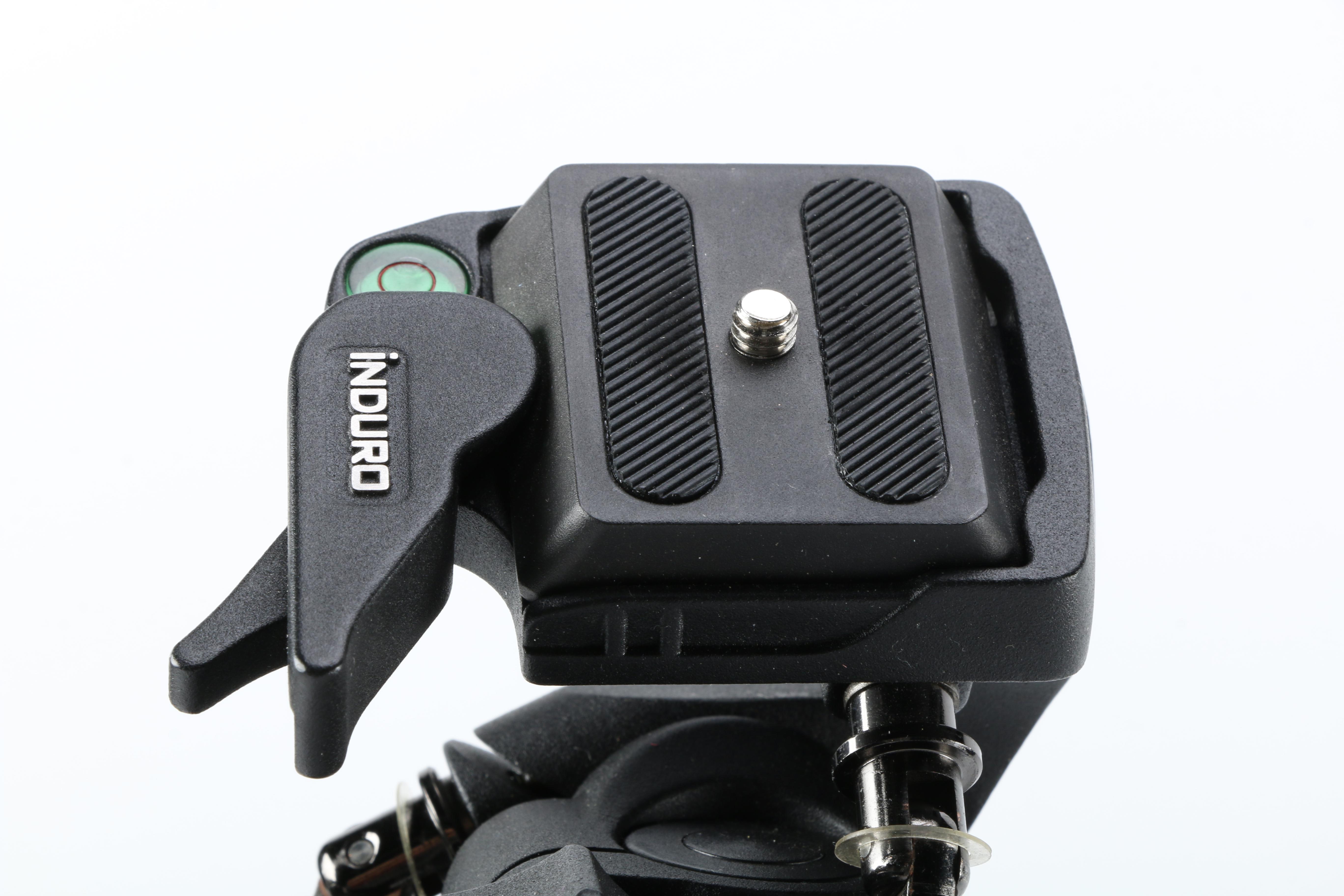 Induro Adventure Tripod Kit With Carrying Case