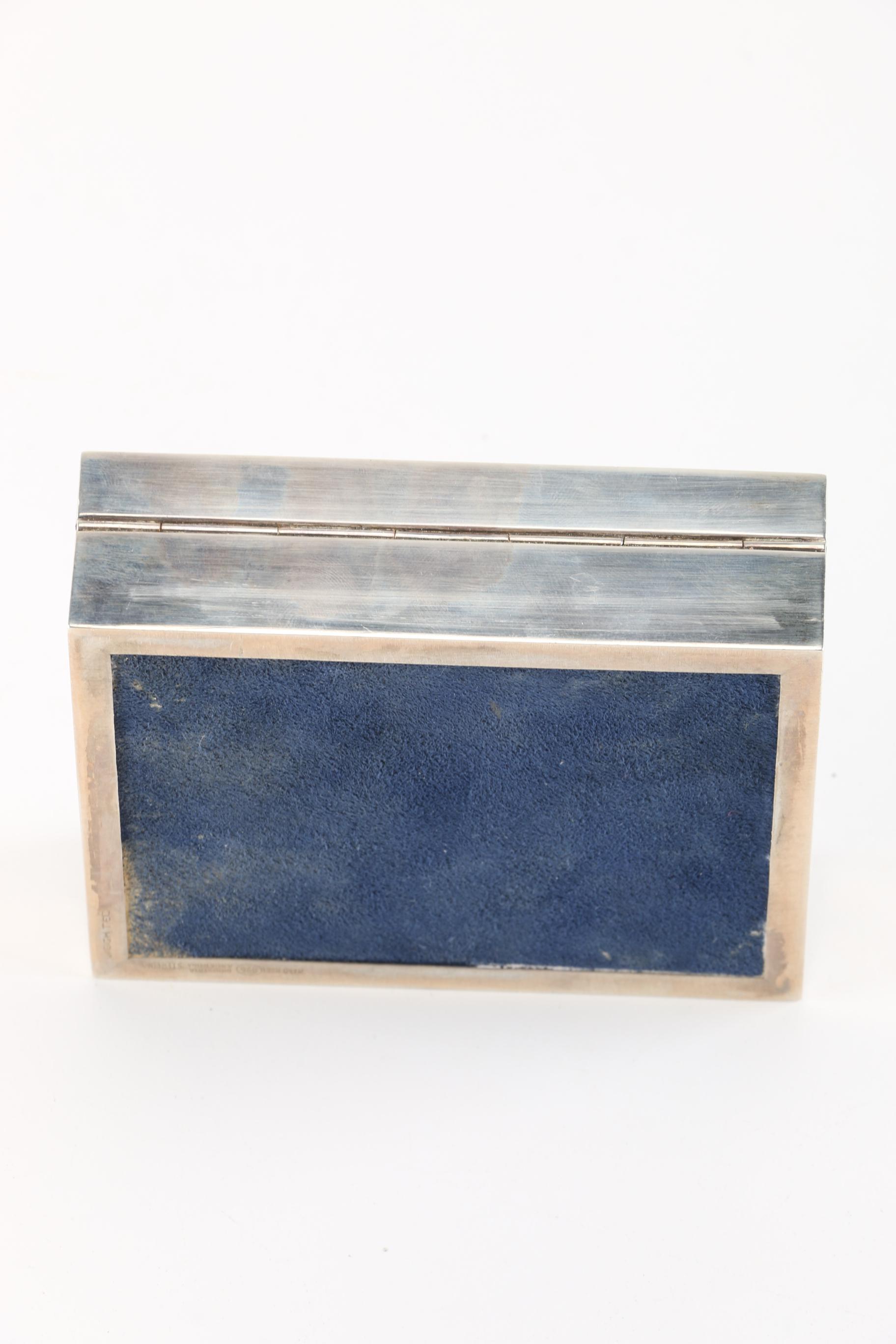 Industria Argentina Sterling Silver Lidded Box Lined in Blue Suede