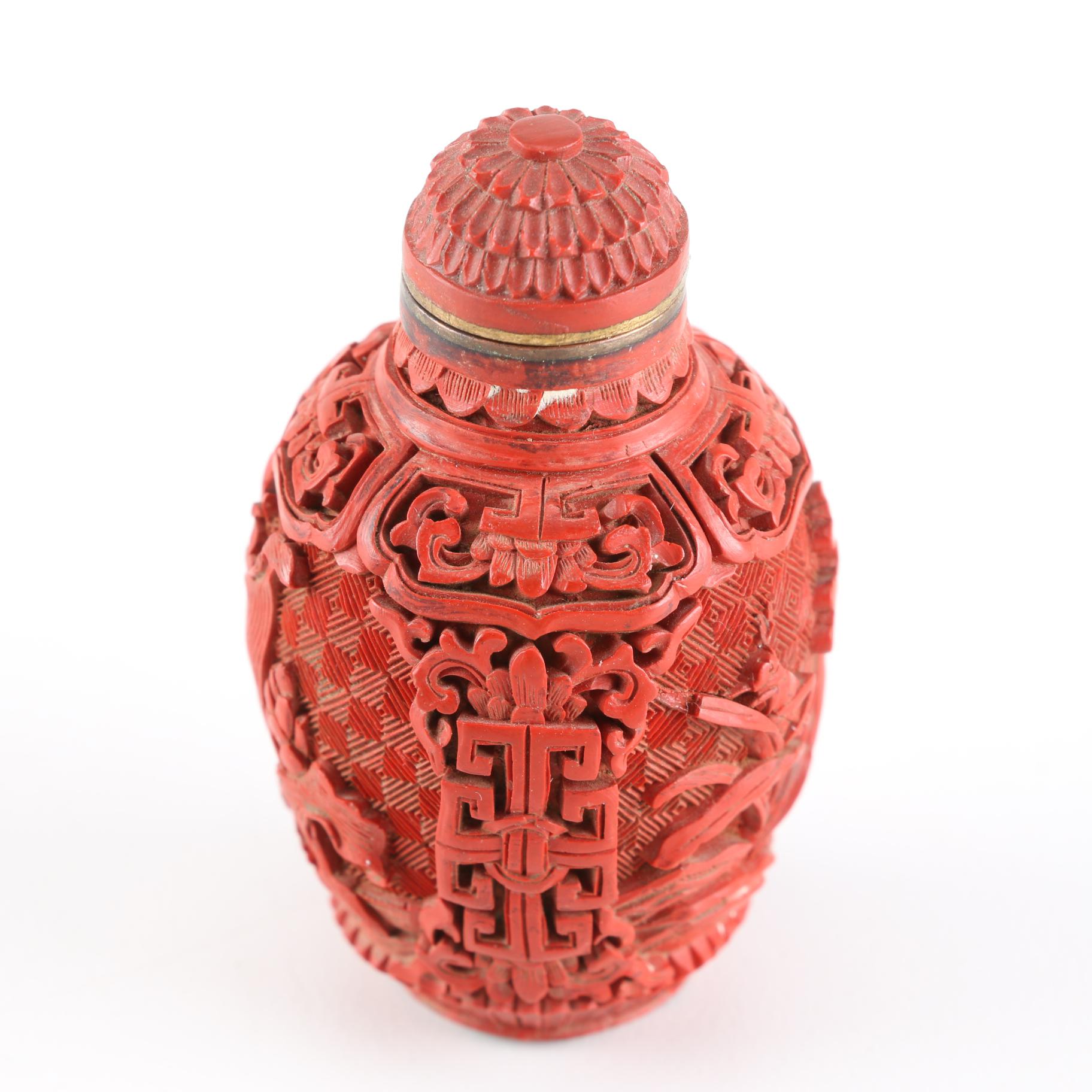 Cinnabar Lacquer Snuff Bottle