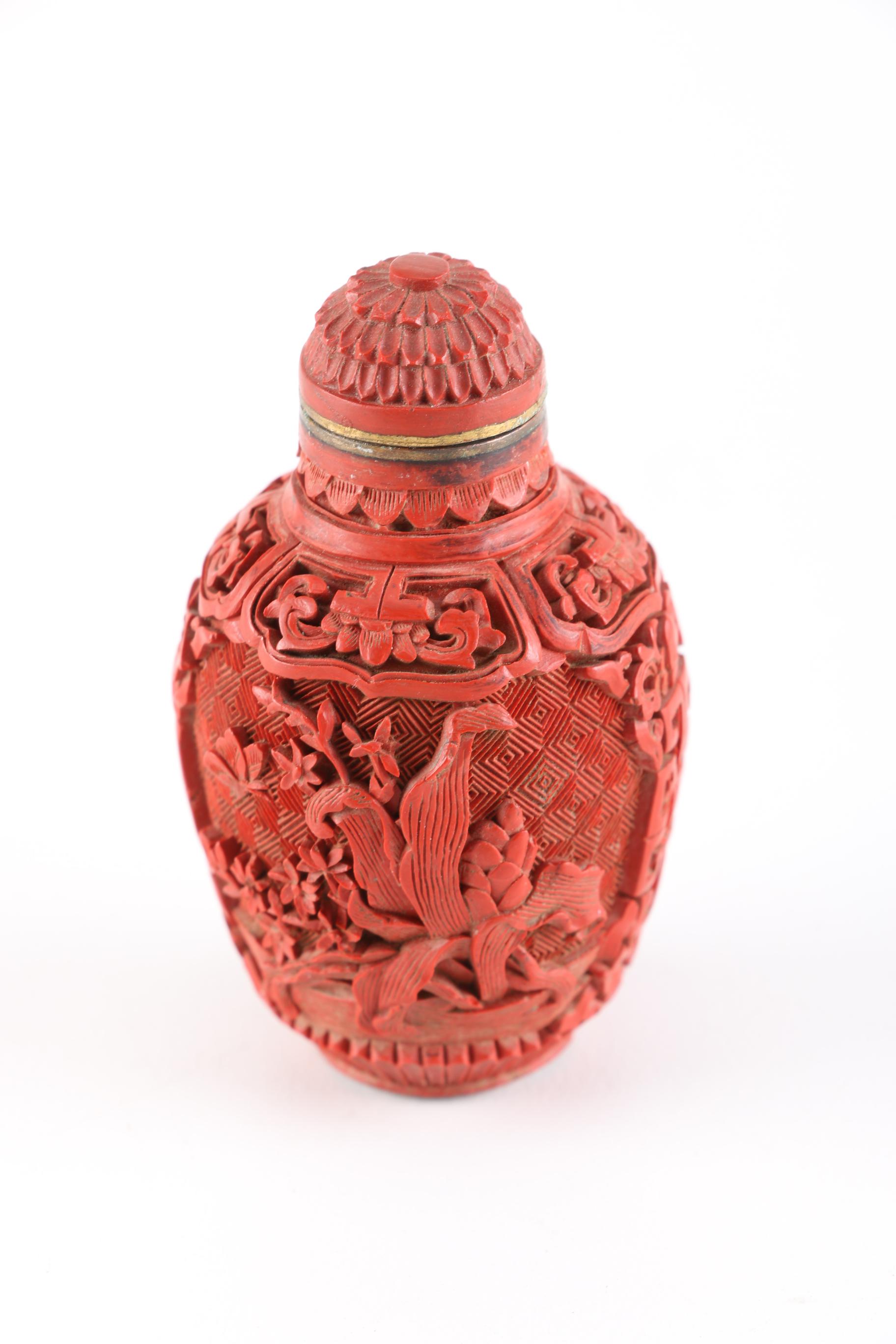 Cinnabar Lacquer Snuff Bottle